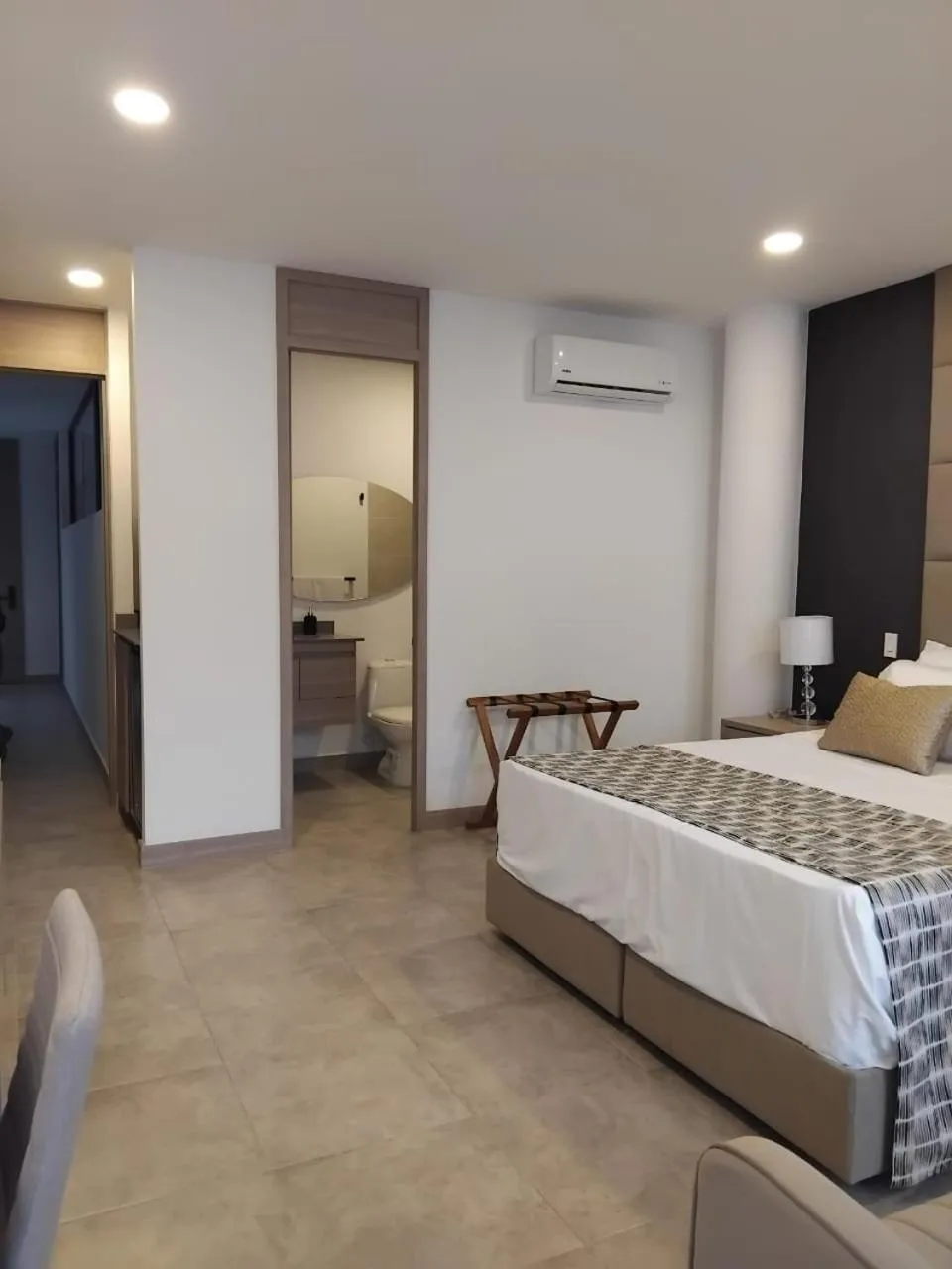 Photo of the whole room, Bed in Hotel 45 Park