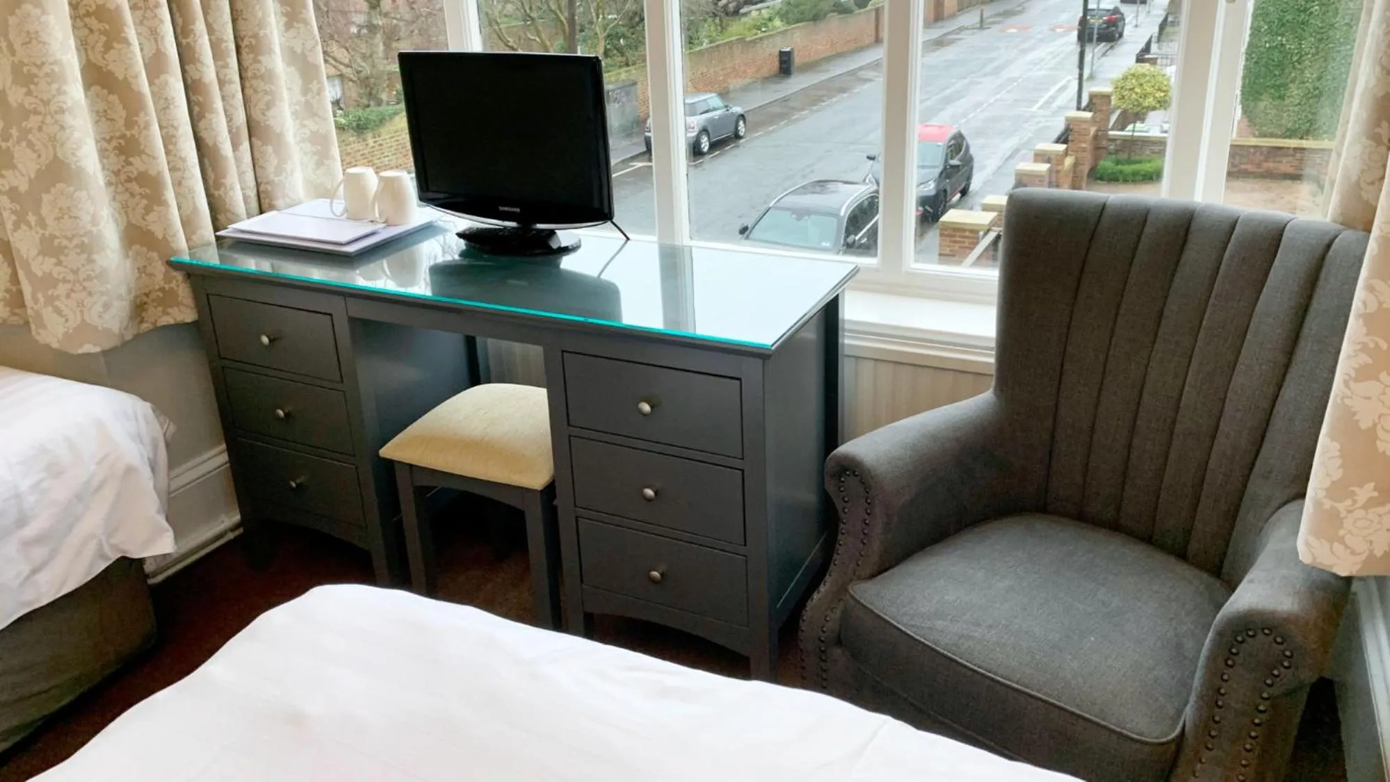 Bedroom, Bed in The Crescent York