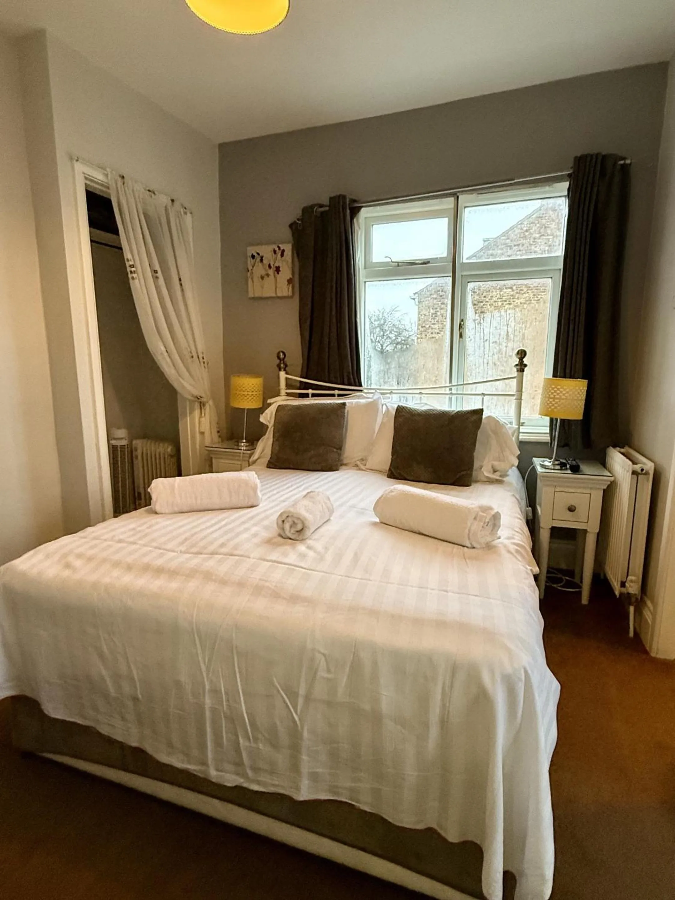 Bedroom, Bed in The Crescent York