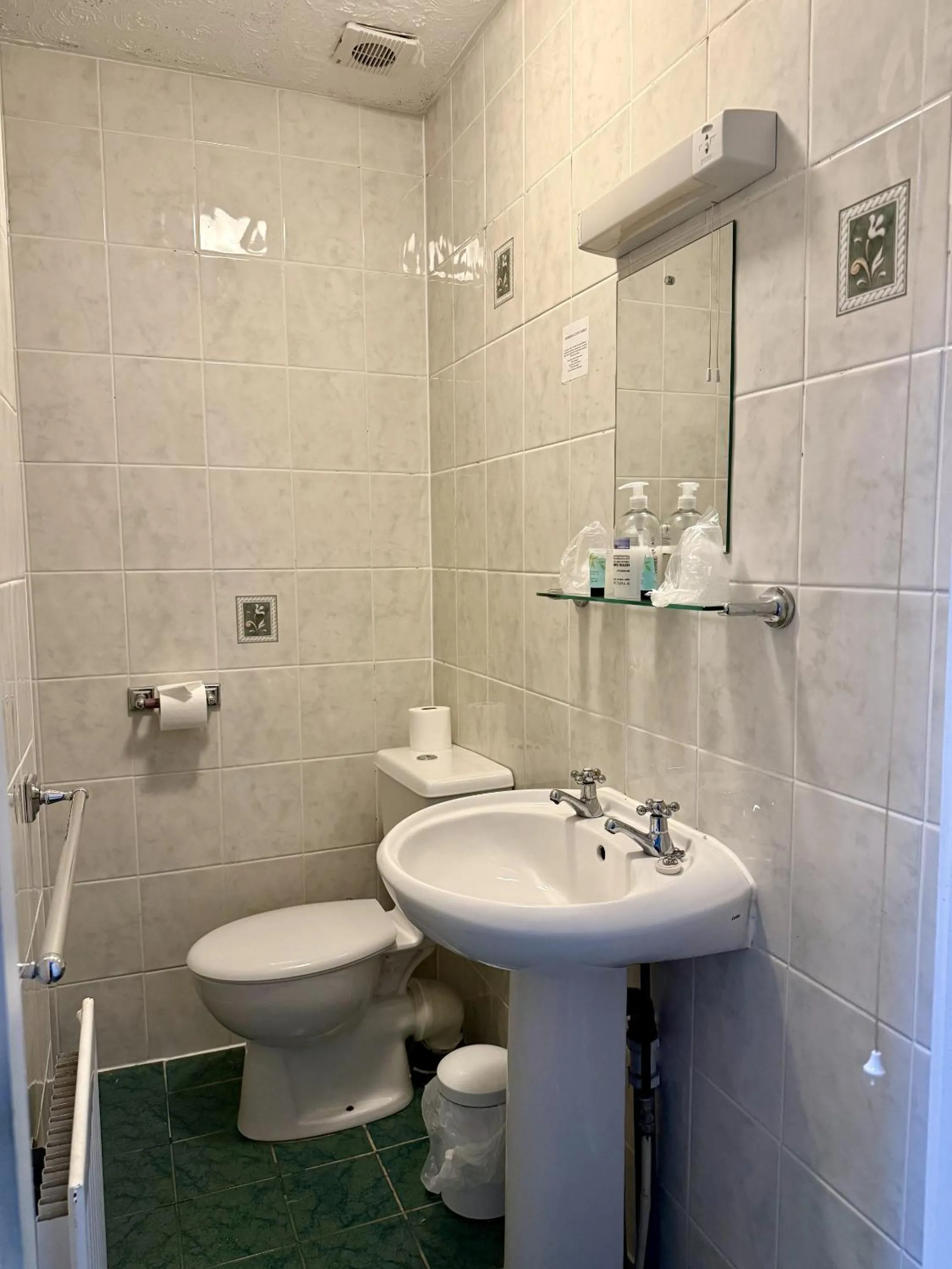 Bathroom in The Crescent York