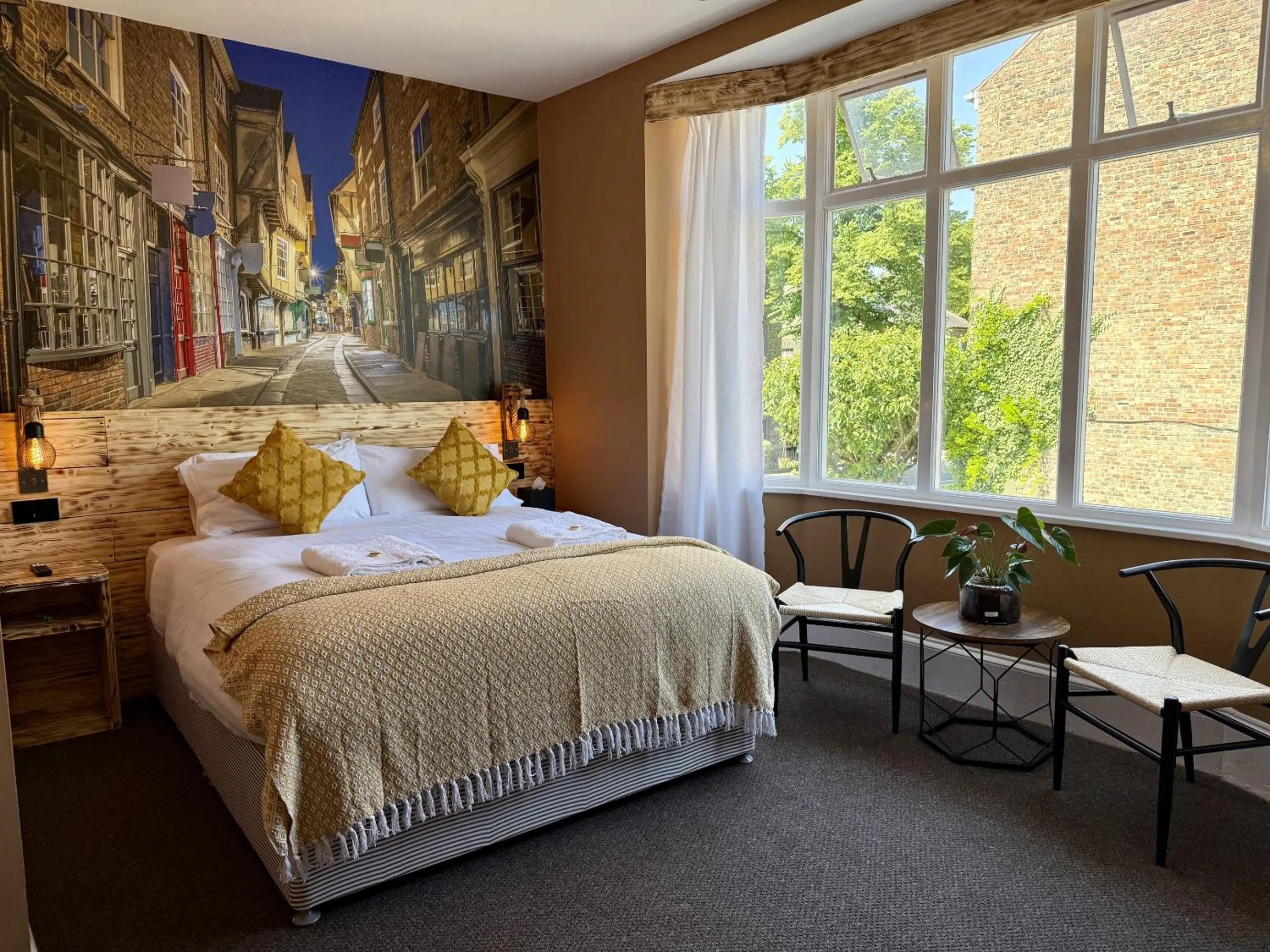 Bedroom, Bed in The Crescent Guest House