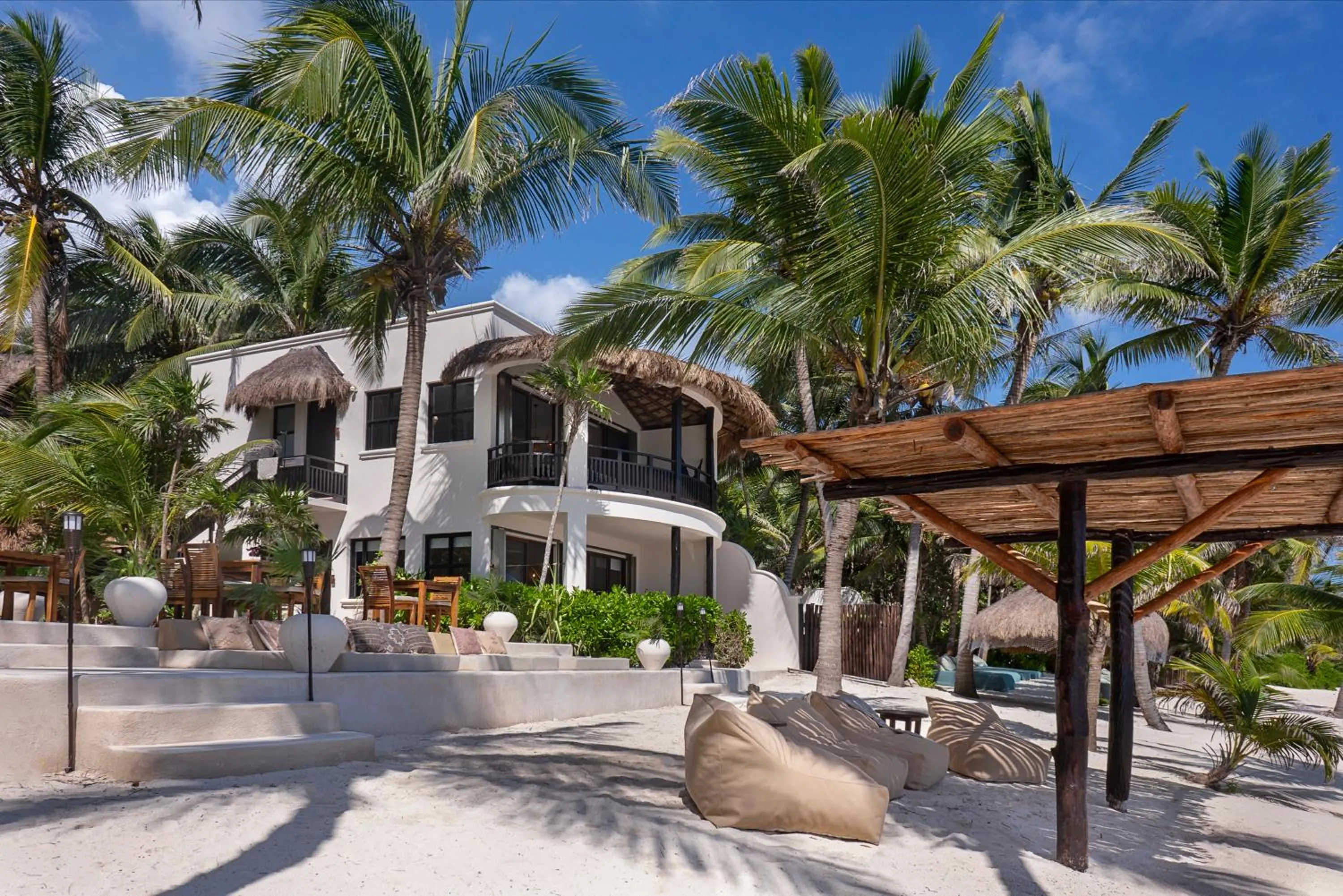 Property building in Mantaray Tulum