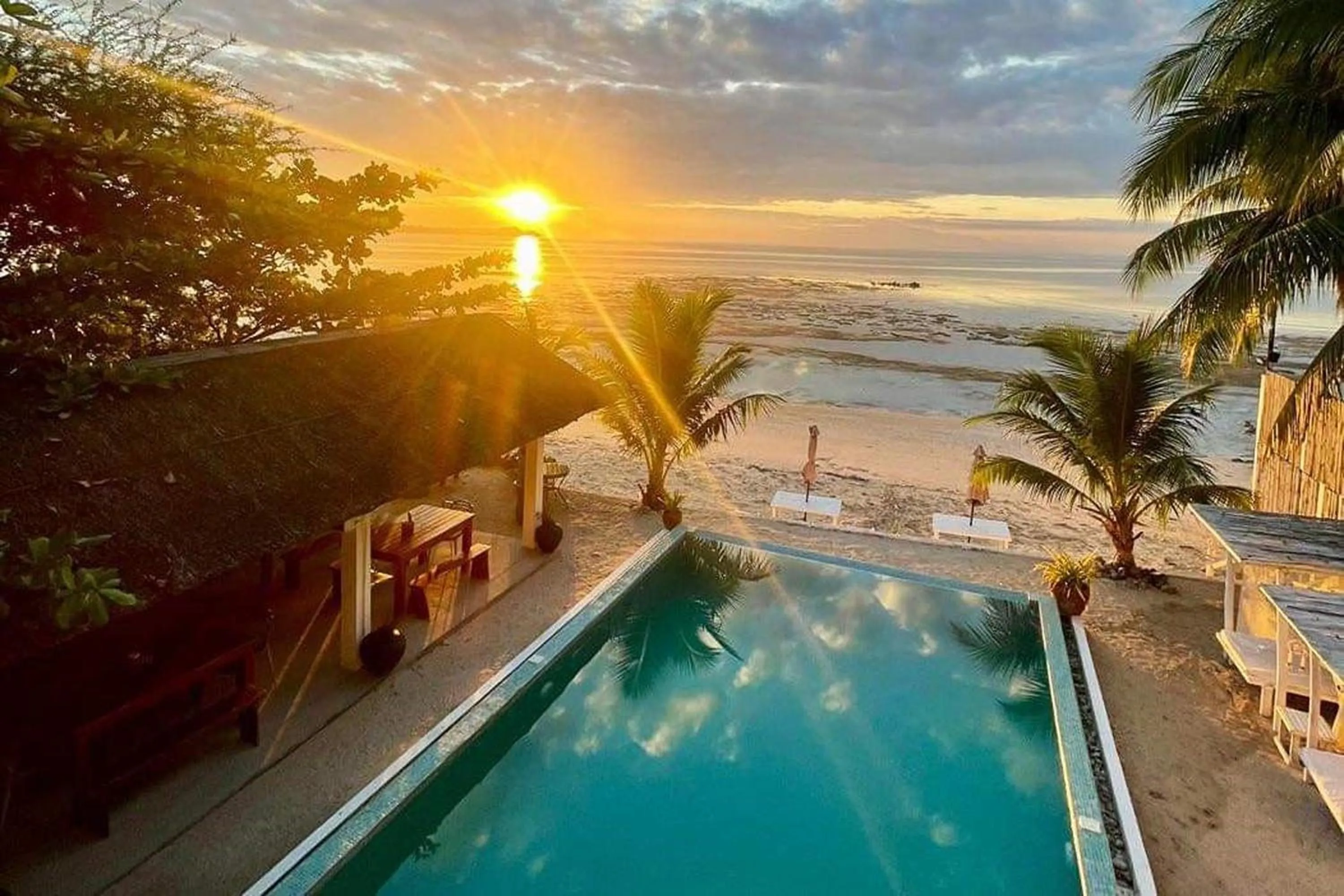 Swimming pool in Sirom Beach House