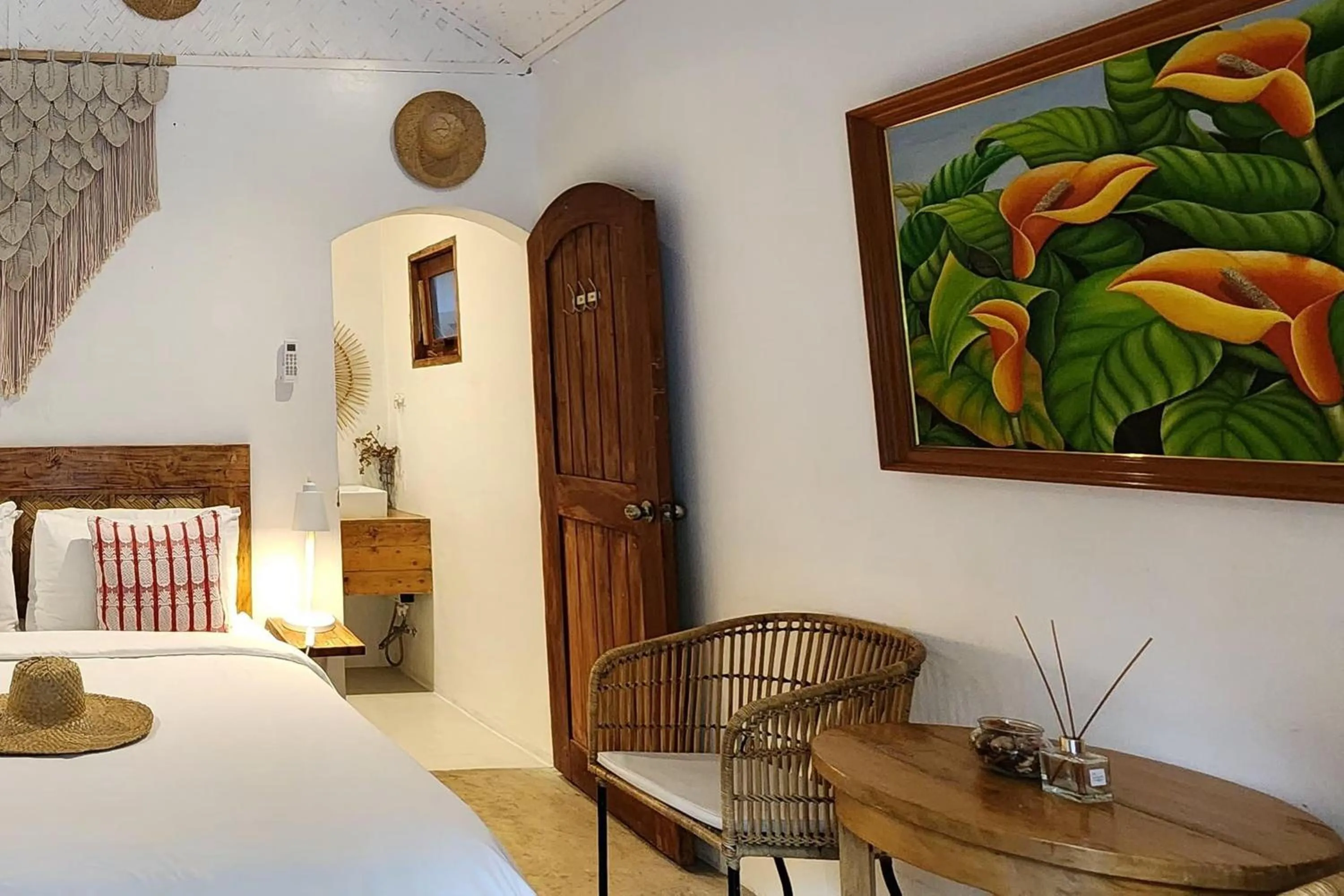 Bed in Sirom Beach House