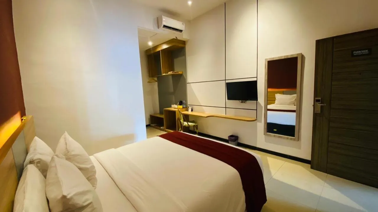 Bedroom, Bed in Parkside Meuligoe Hotel