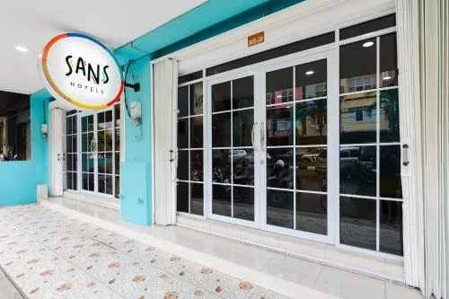 Sans Hotel Cengkareng