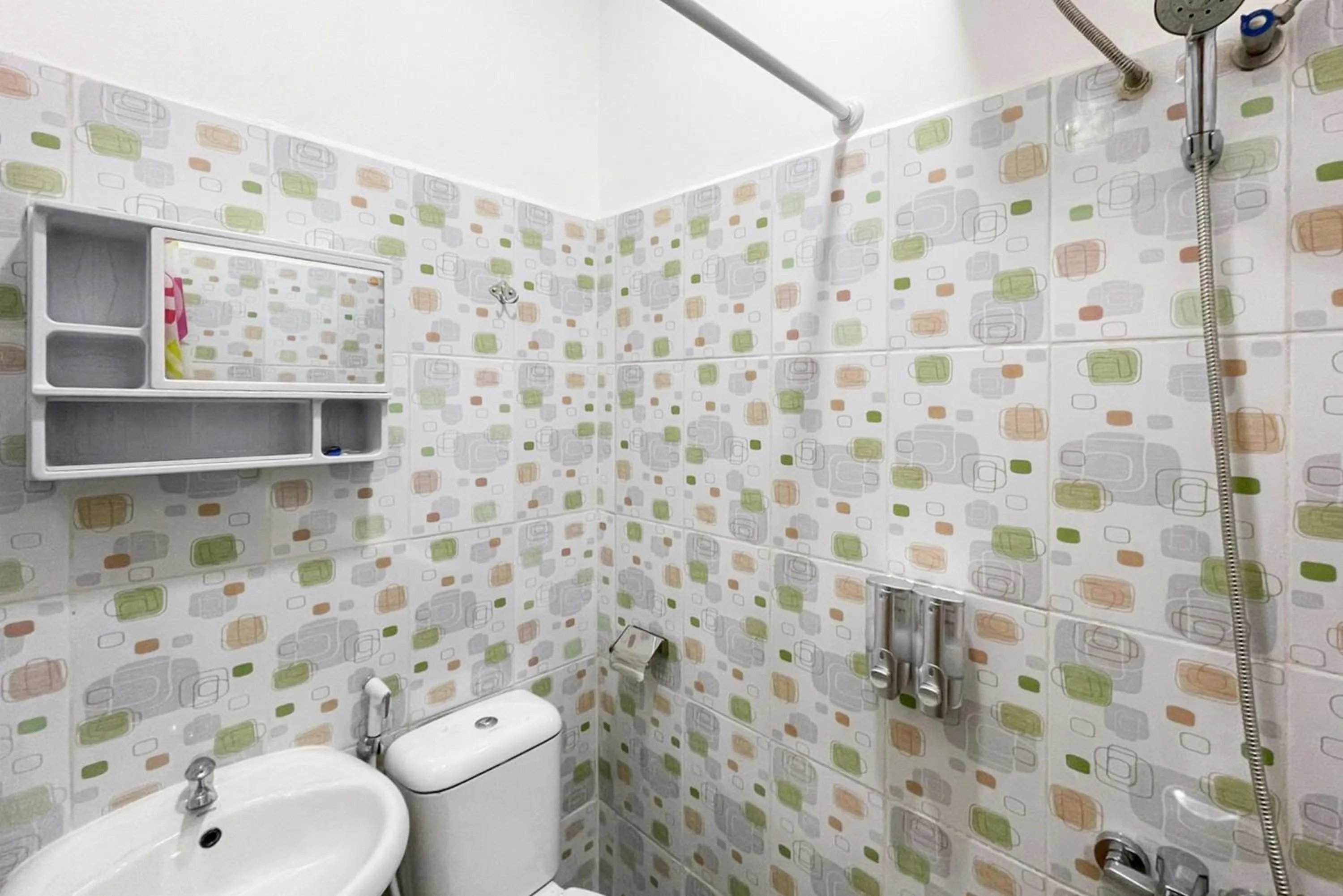 Bathroom in Sans Hotel Cengkareng