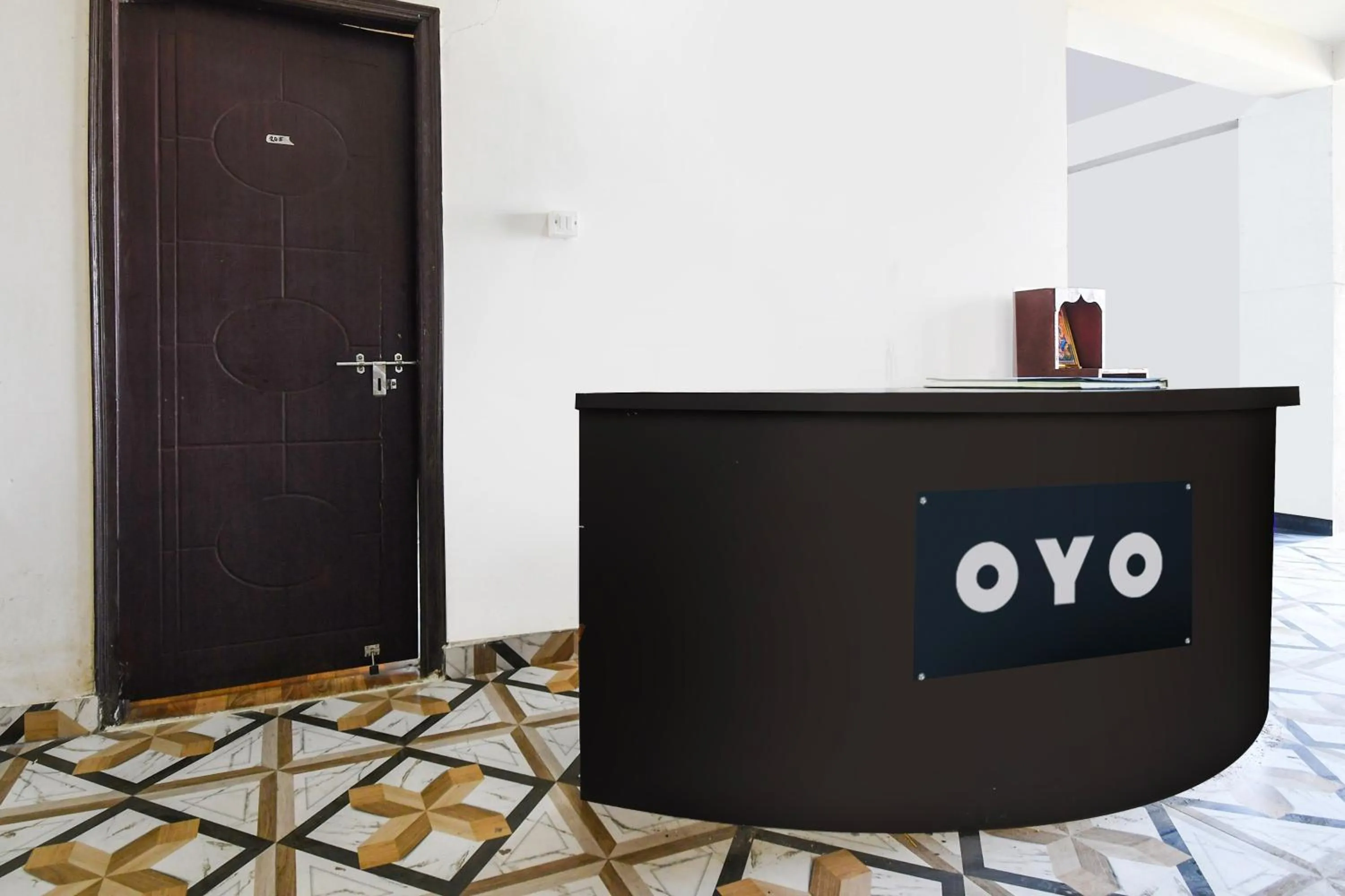 Lobby or reception in HOTEL O SHIVA RESIDENCY INN