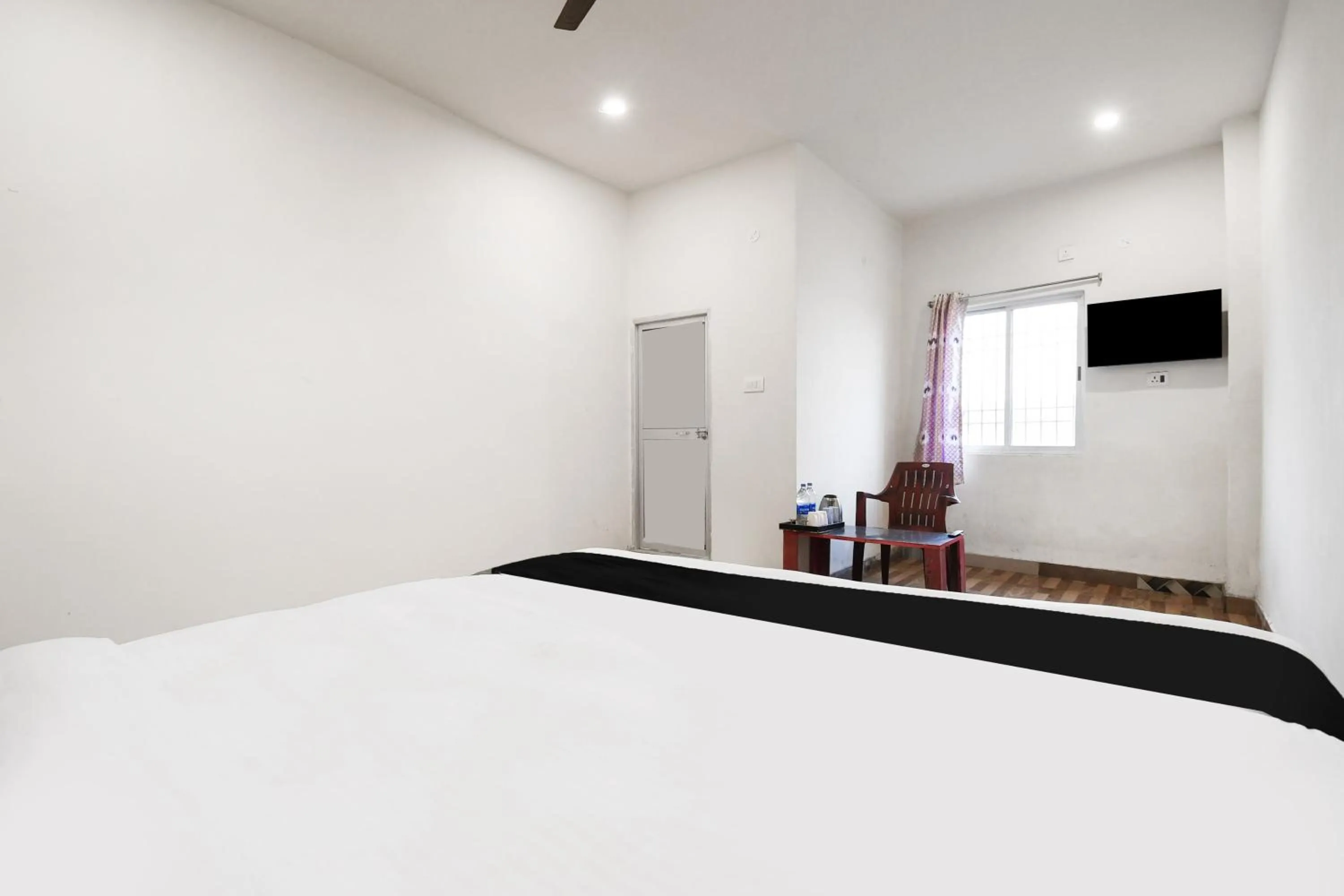 Bedroom, Bed in HOTEL O SHIVA RESIDENCY INN