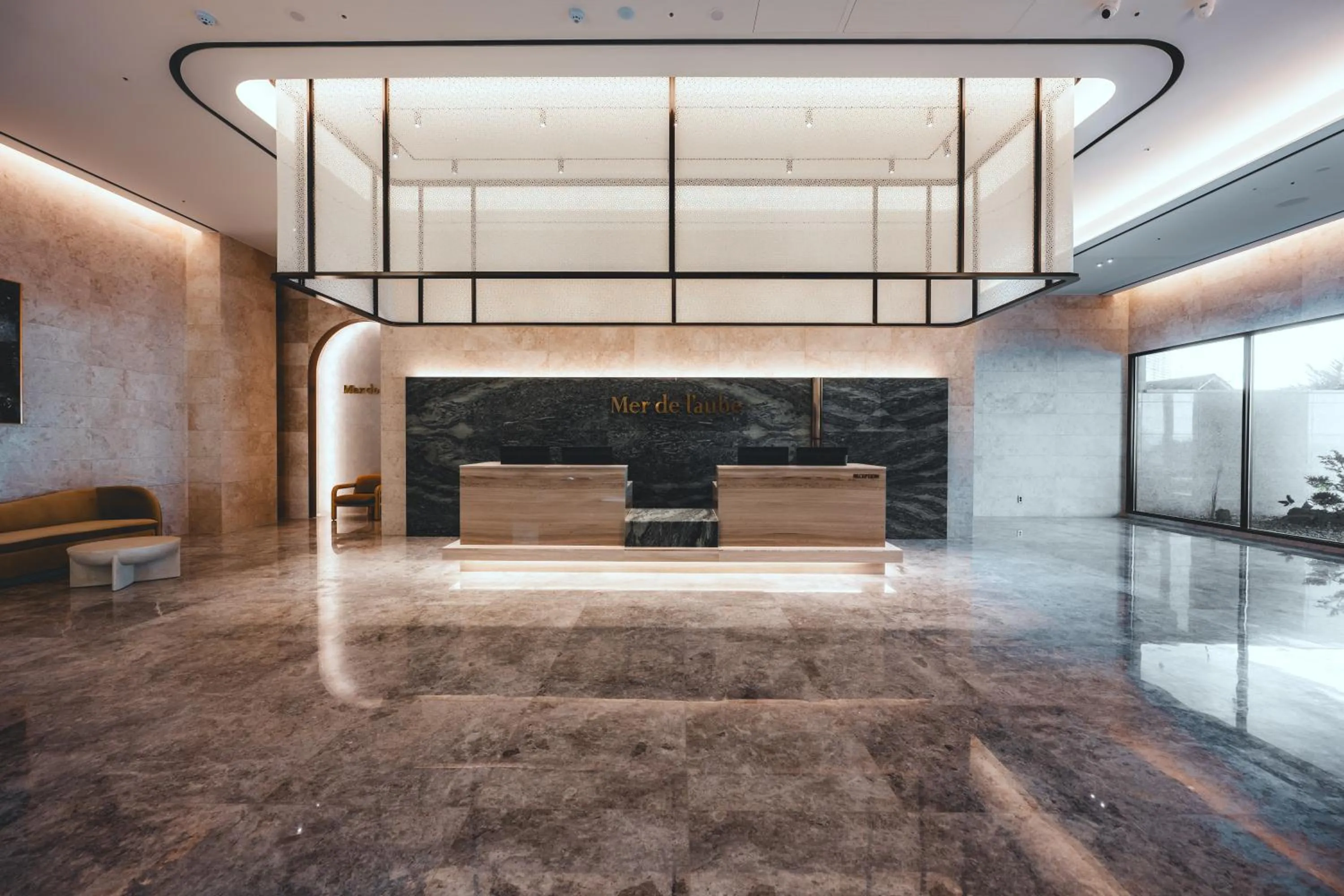 Lobby or reception in Mer de laube Hotel