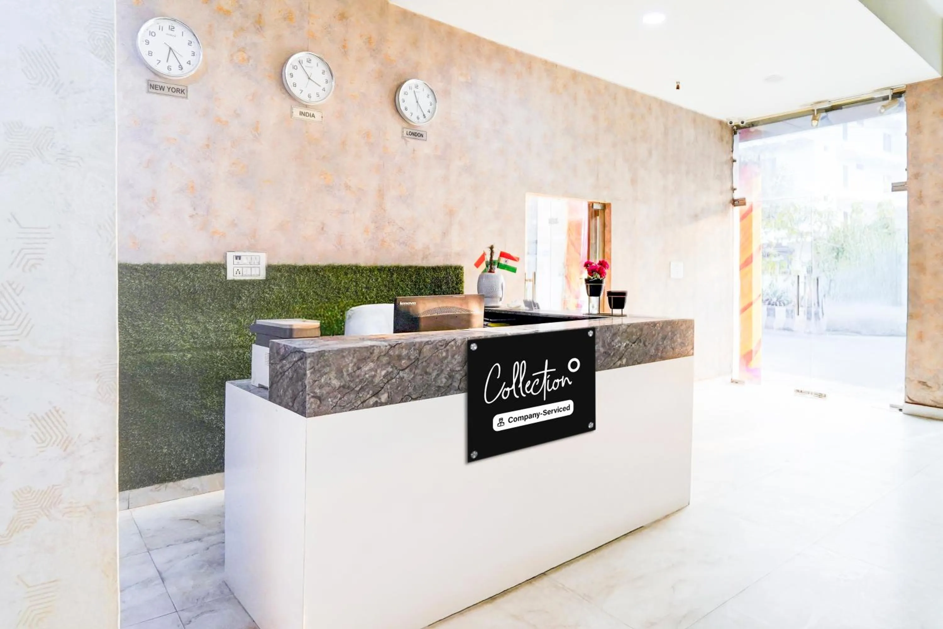 Lobby or reception in Collection O Vasundhara Enclave Delhi