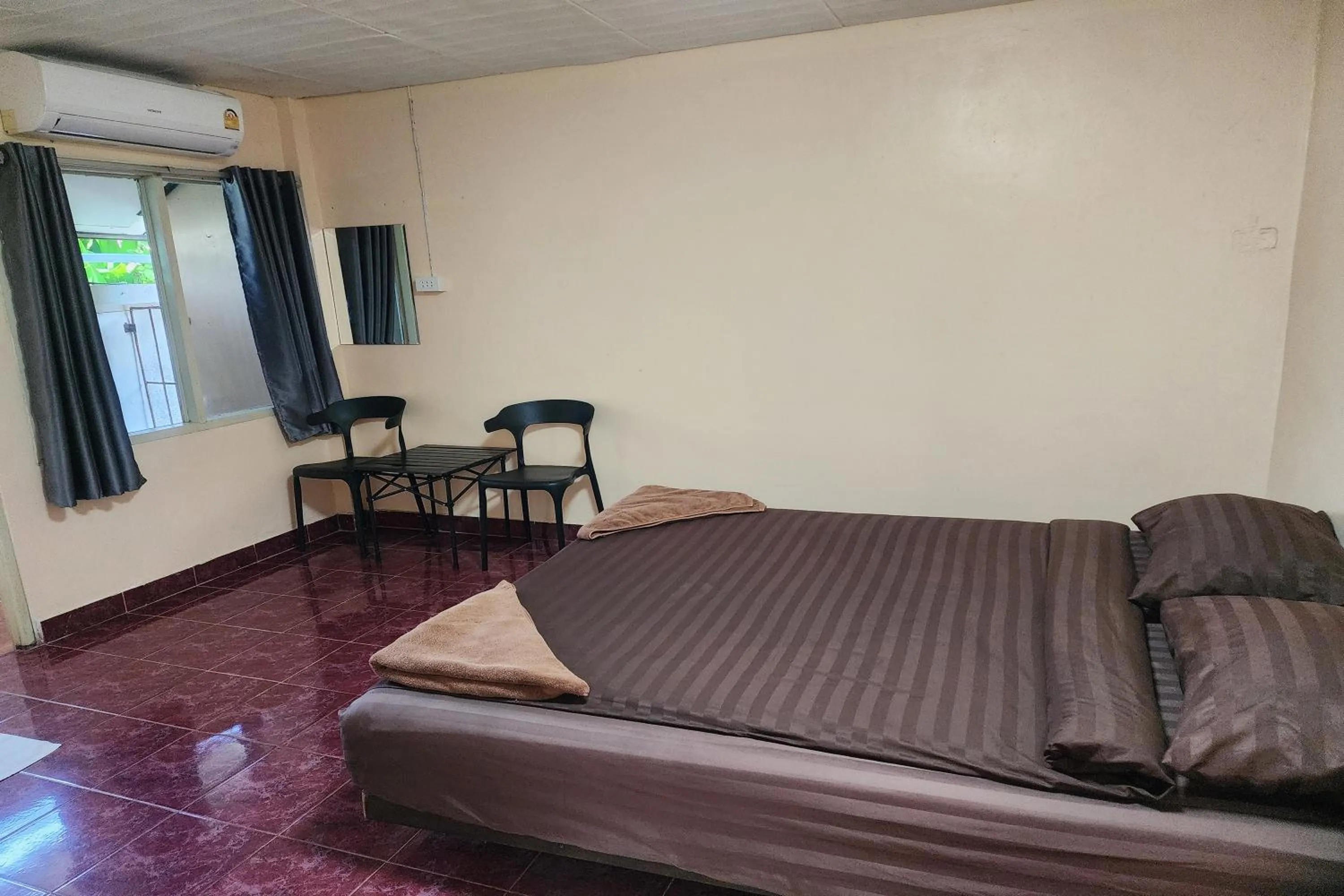 Photo of the whole room in My Pumpkin Bungalow Krabi