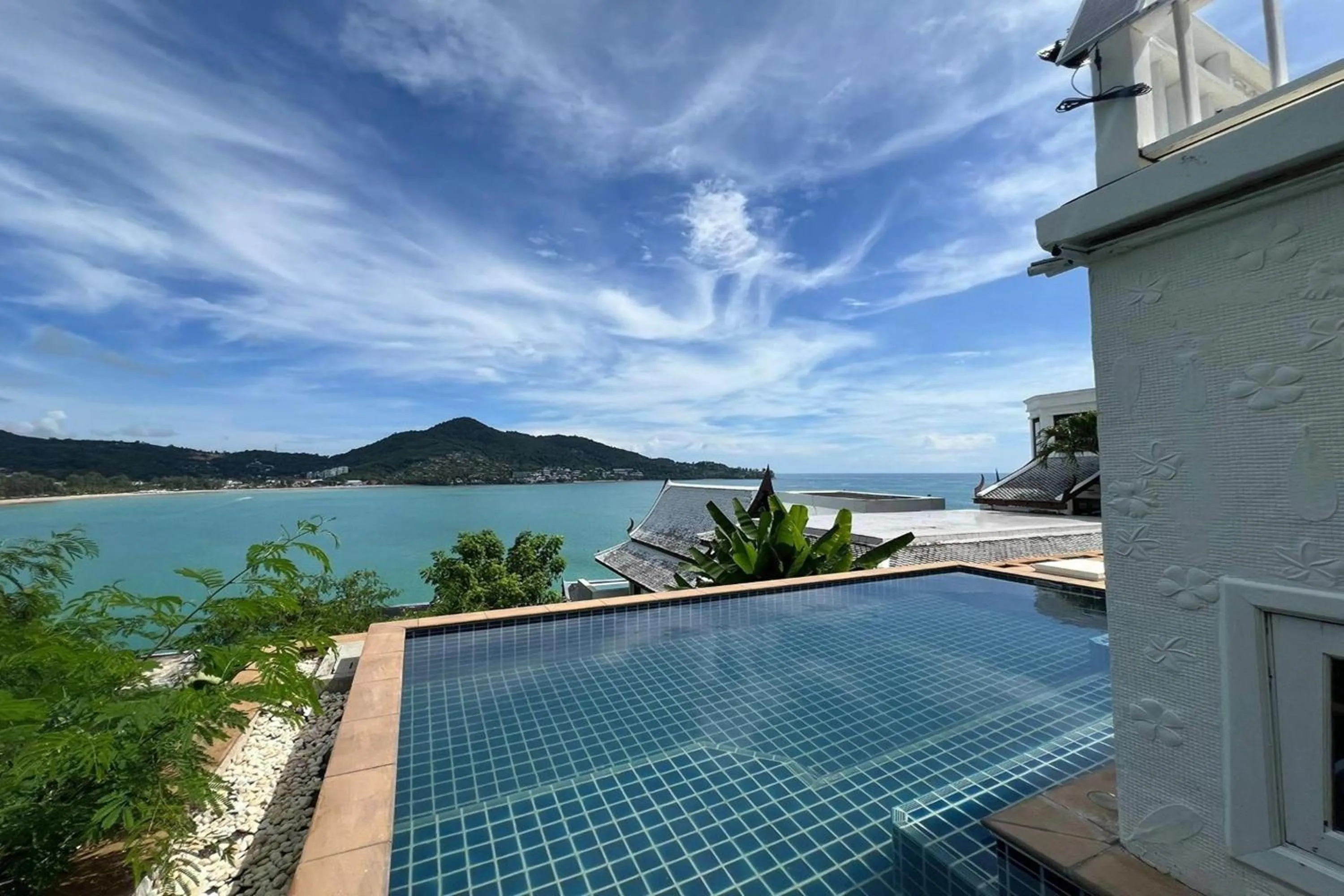 Swimming pool in Panorama Ocean Villas, Kamala