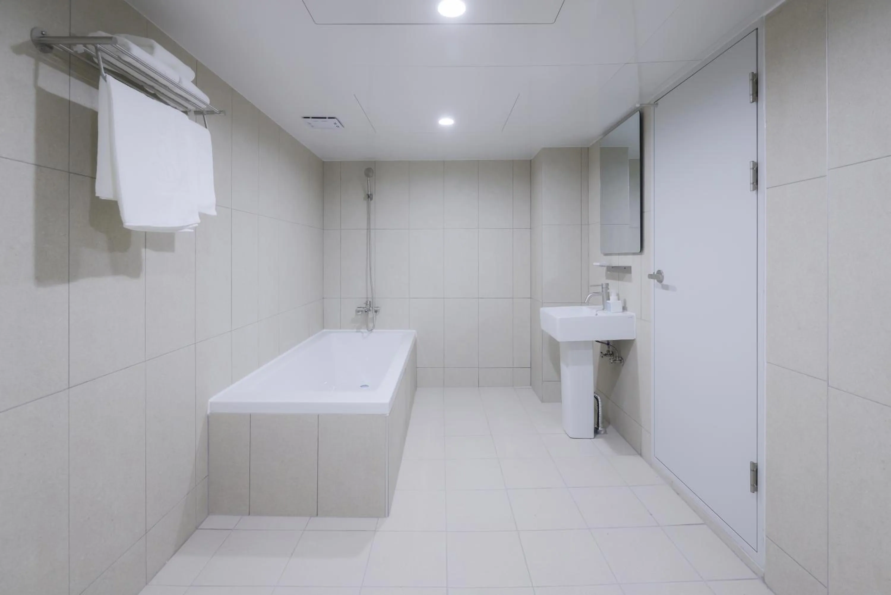 Toilet in Anook Air Hotel Chuncheon