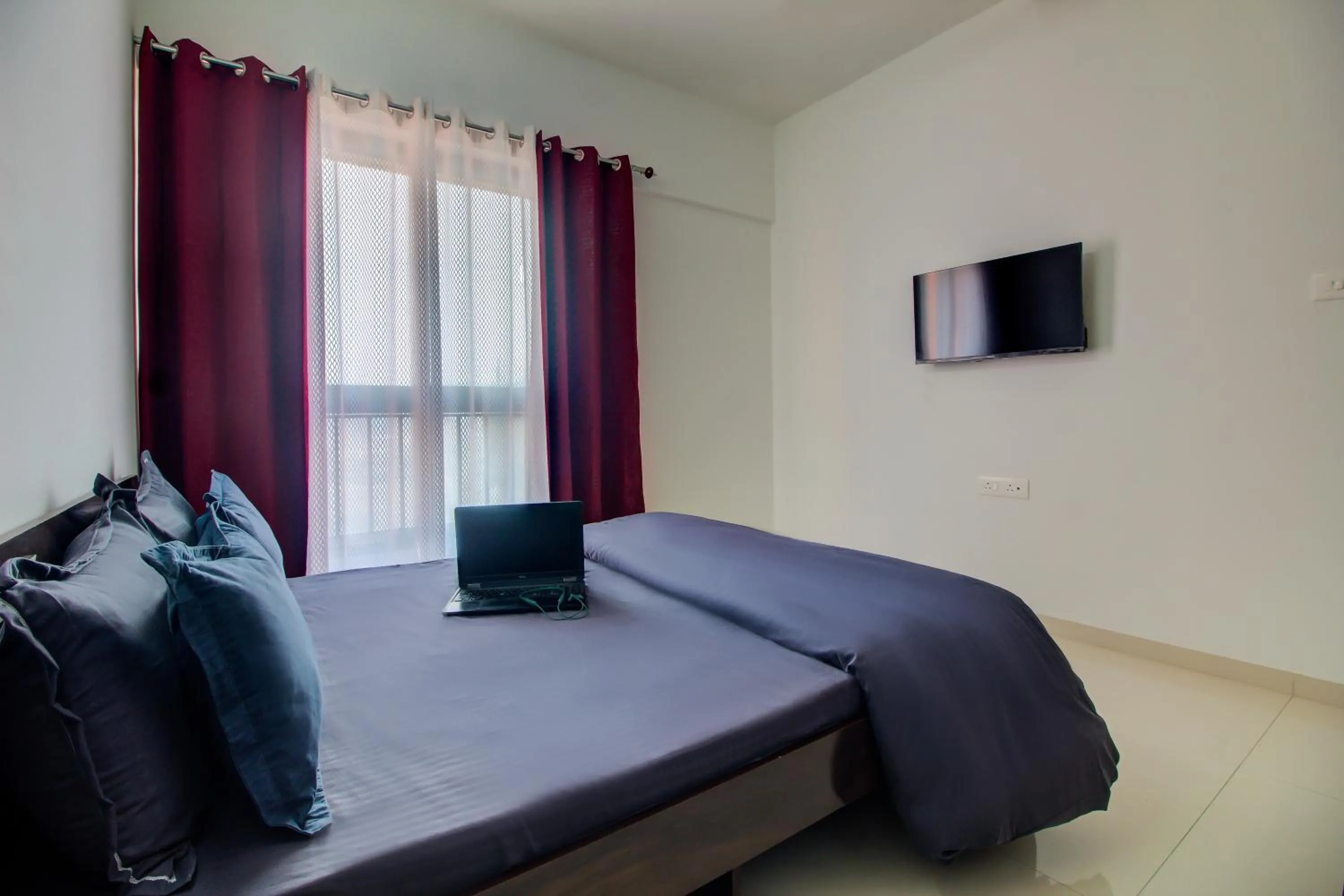 Bed in VibeStayZ Kedar Hinjewadi