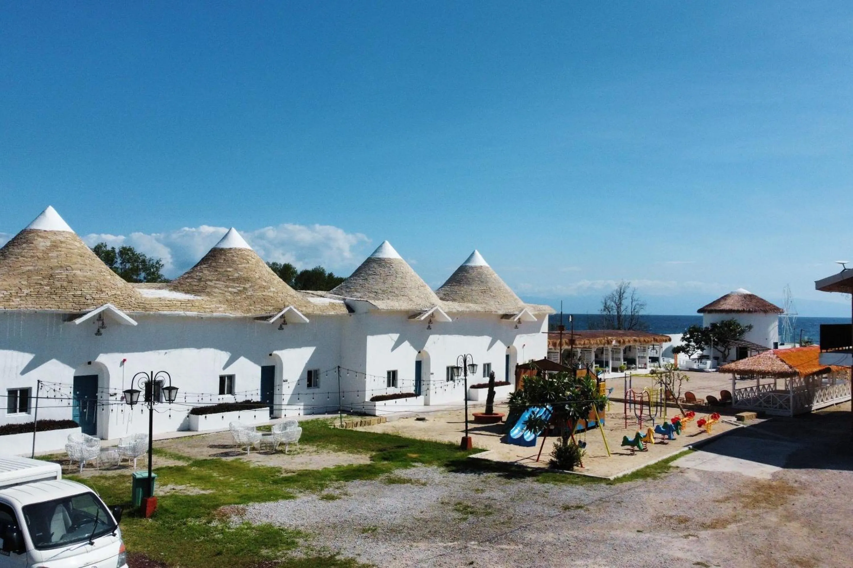 The Beach Calatagan Mediterraneo powered by Cocotel