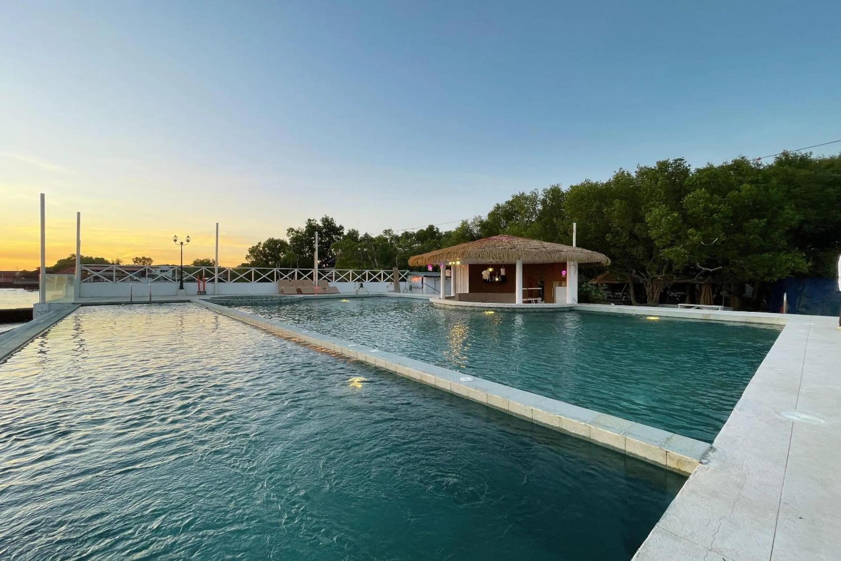 The Beach Calatagan Mediterraneo powered by Cocotel