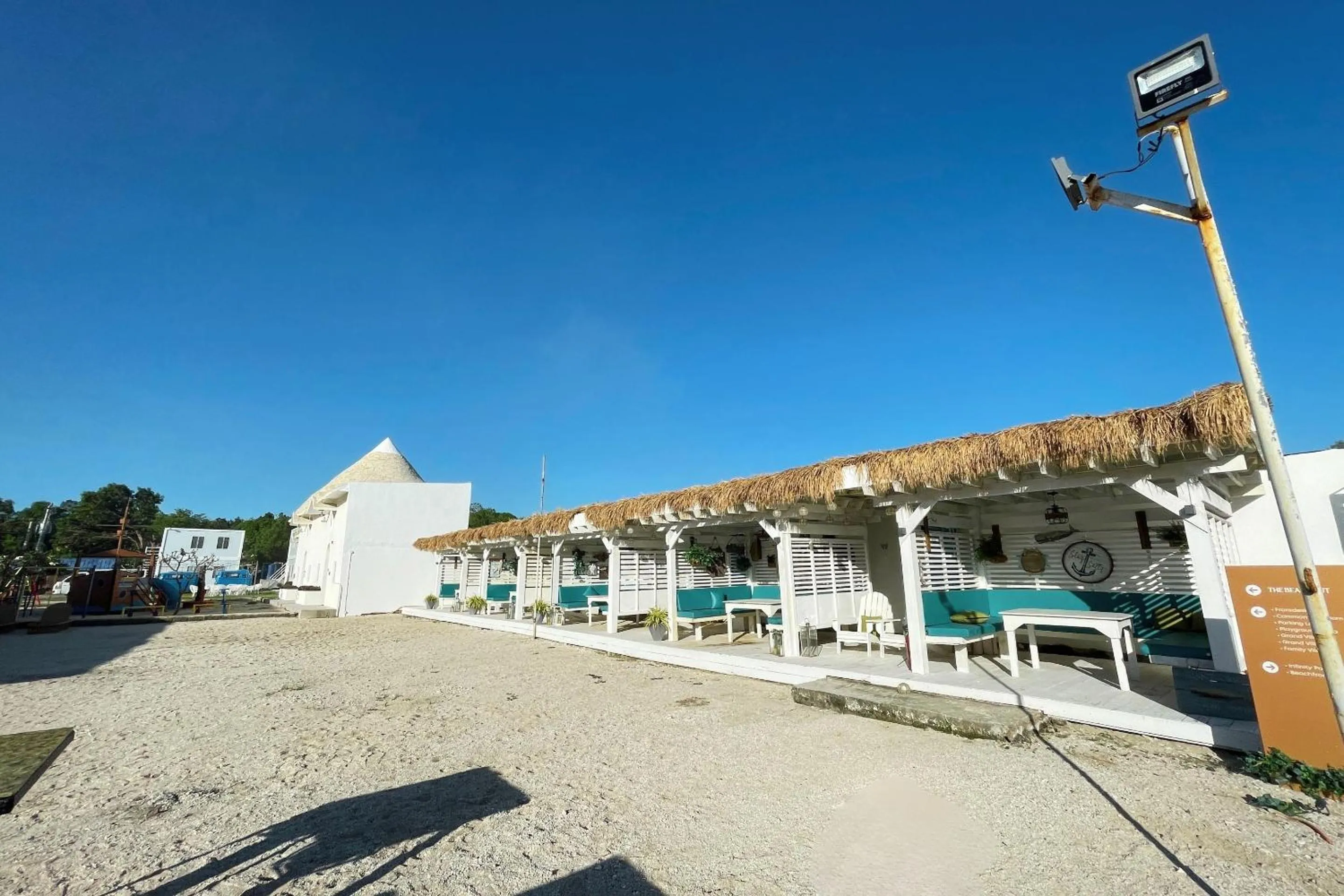 The Beach Calatagan Mediterraneo powered by Cocotel