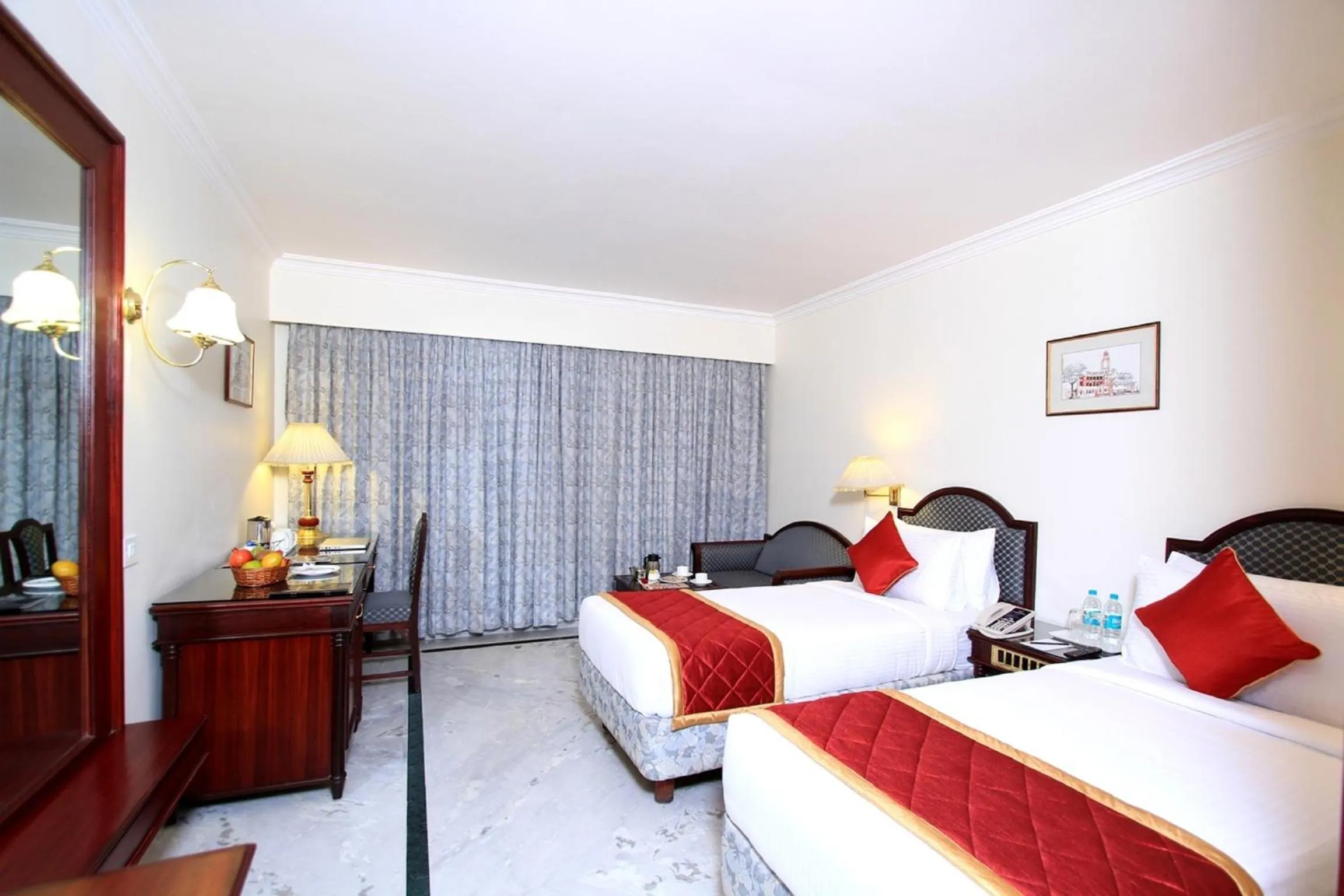 TV and multimedia, Bed in The Rialto Hotel