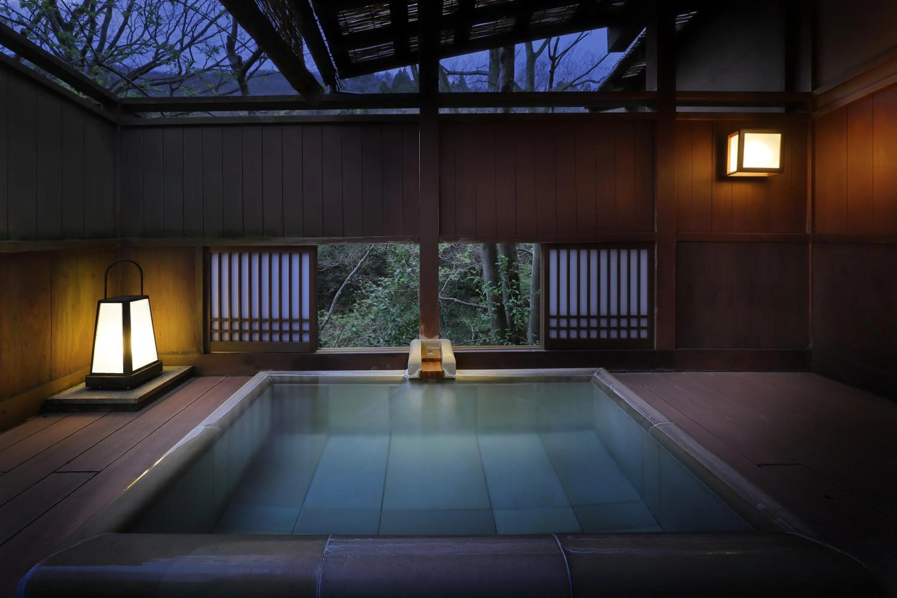Hot Spring Bath in Moritaya