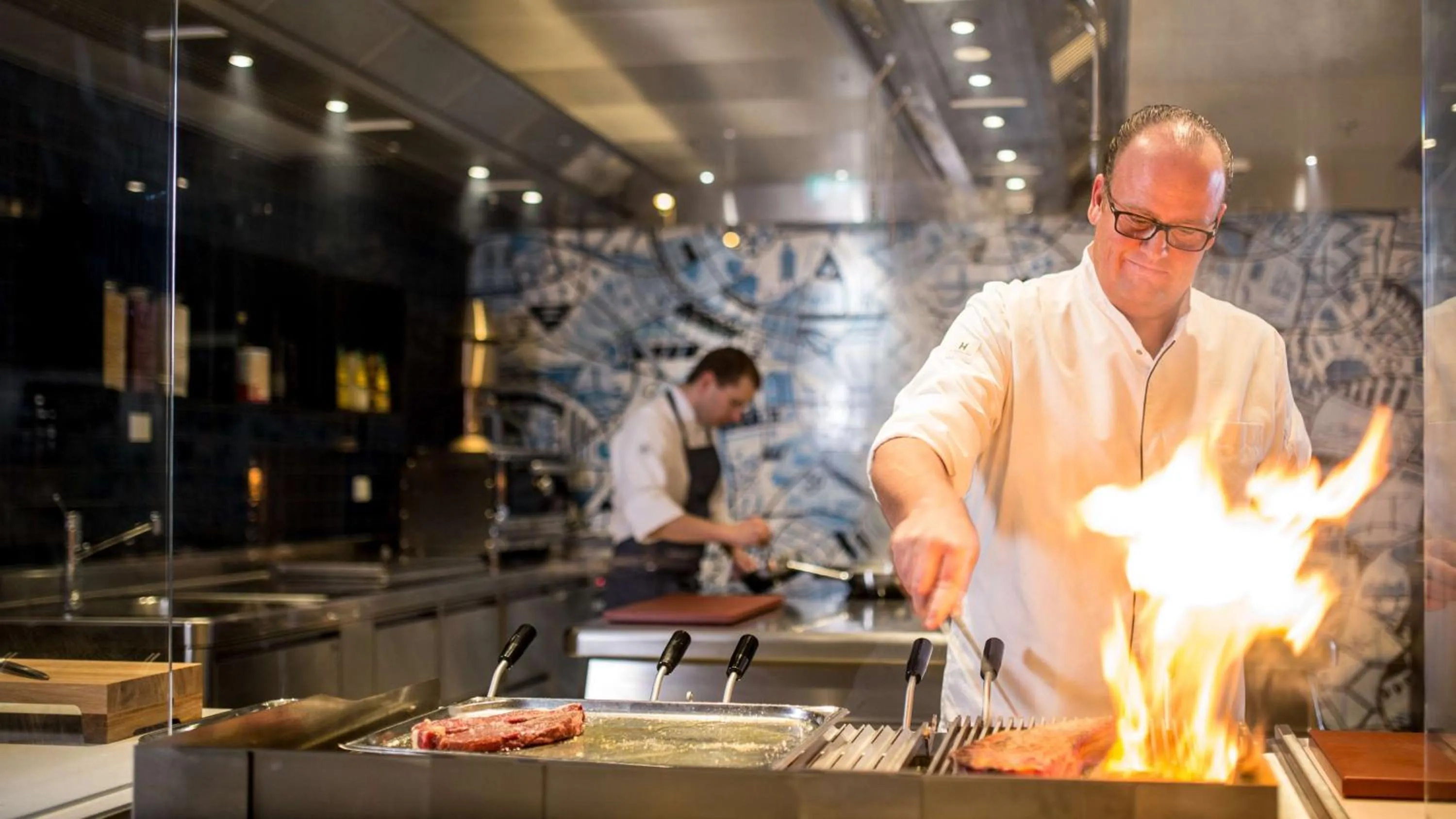 Restaurant/places to eat in Hilton Amsterdam Airport Schiphol