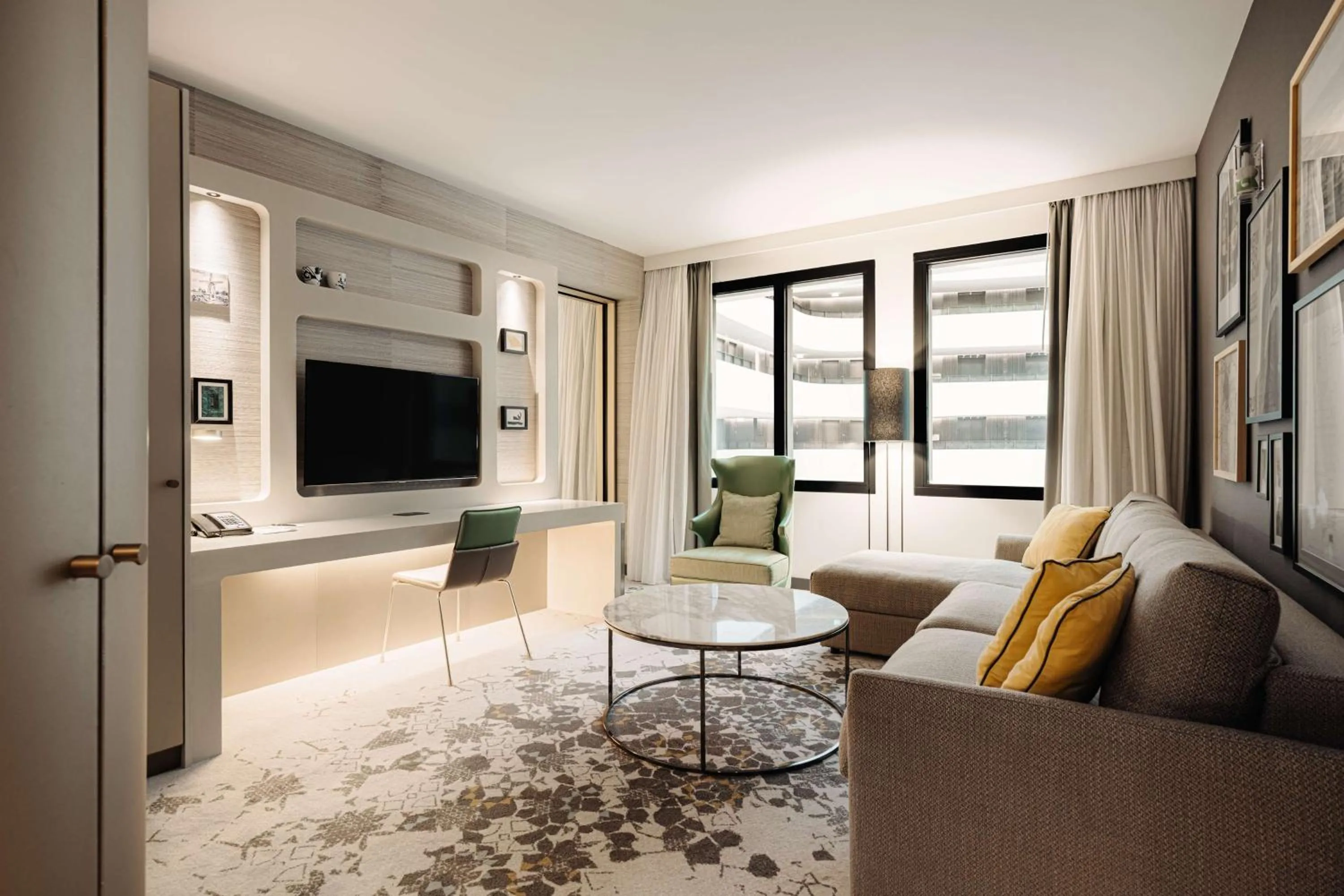 Living room in Hilton Amsterdam Airport Schiphol