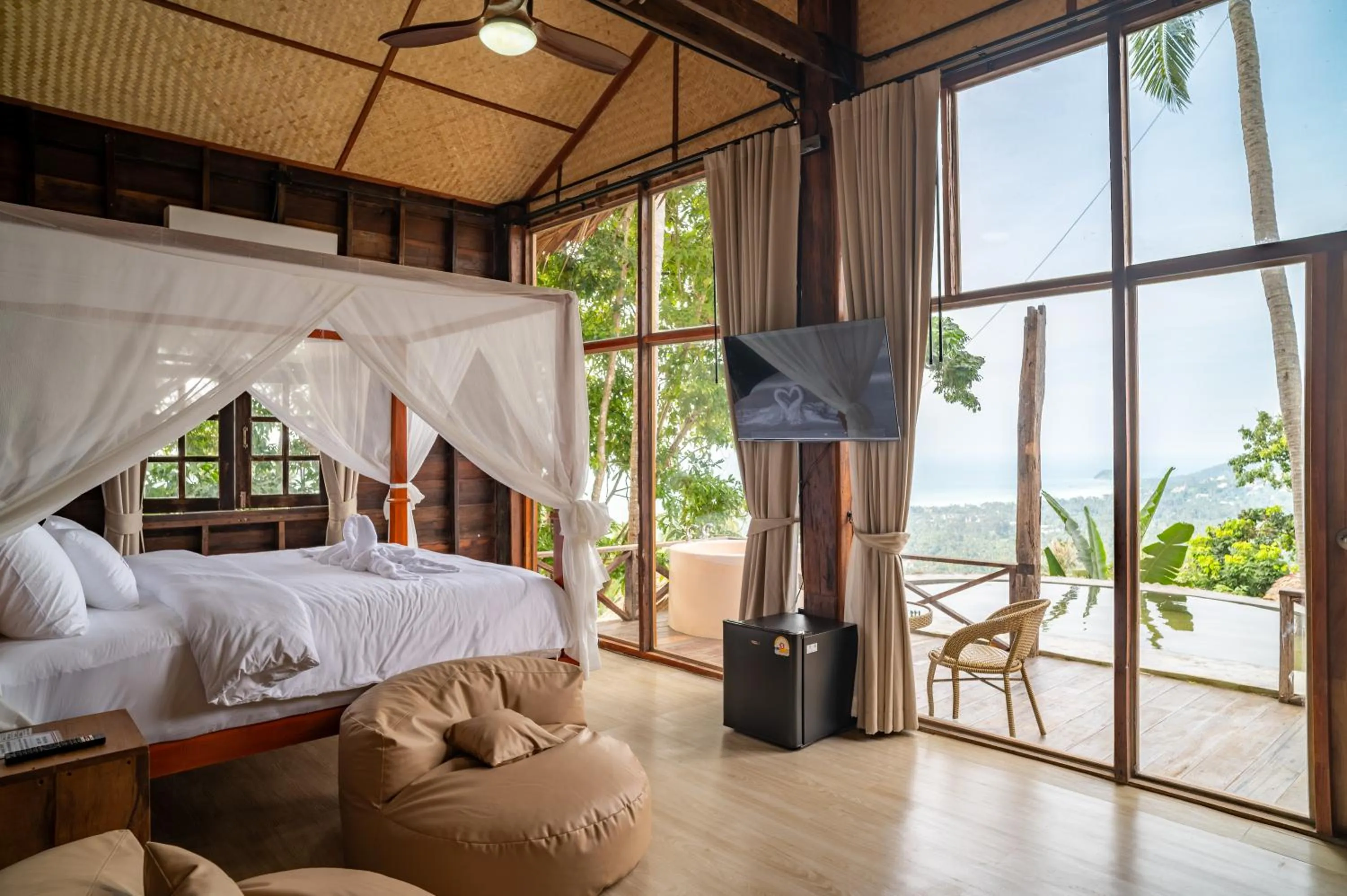 View (from property/room), Bed in RoomQuest THEVA Resort Koh Samui