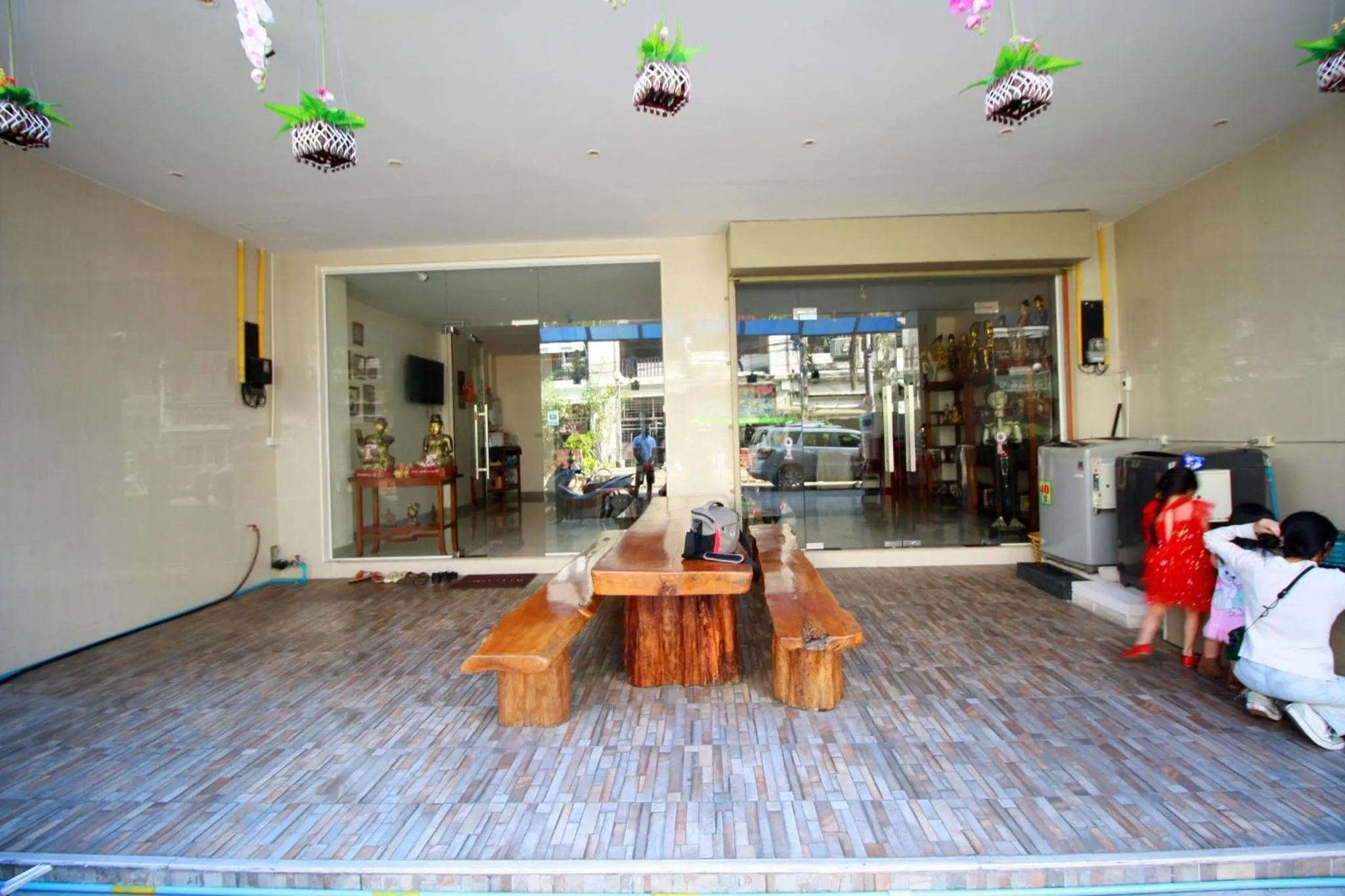 Property building in Sorot Darika Jomtien Beach