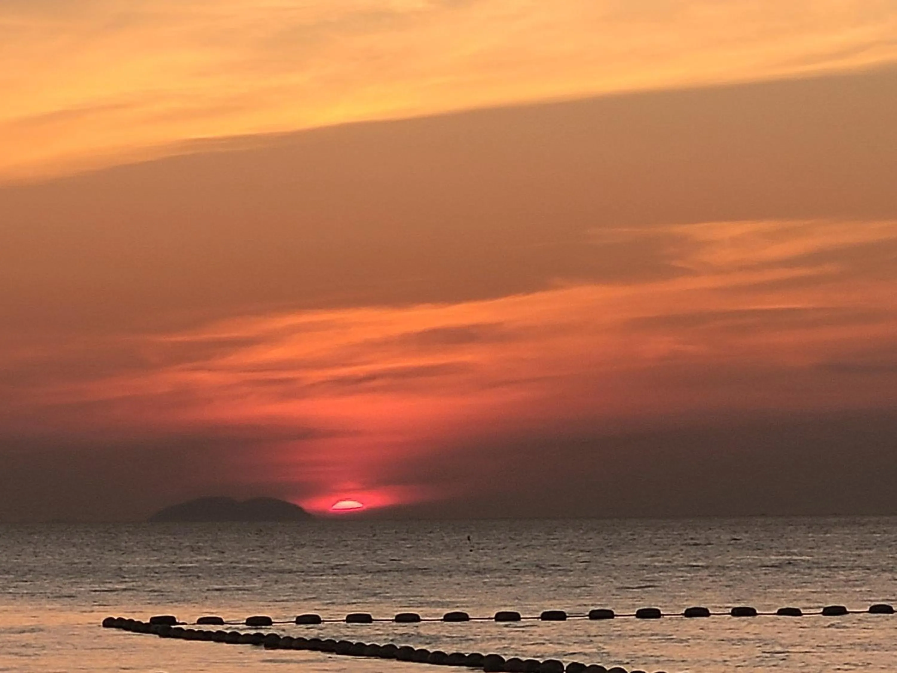 Beach in Sorot Darika Jomtien Beach
