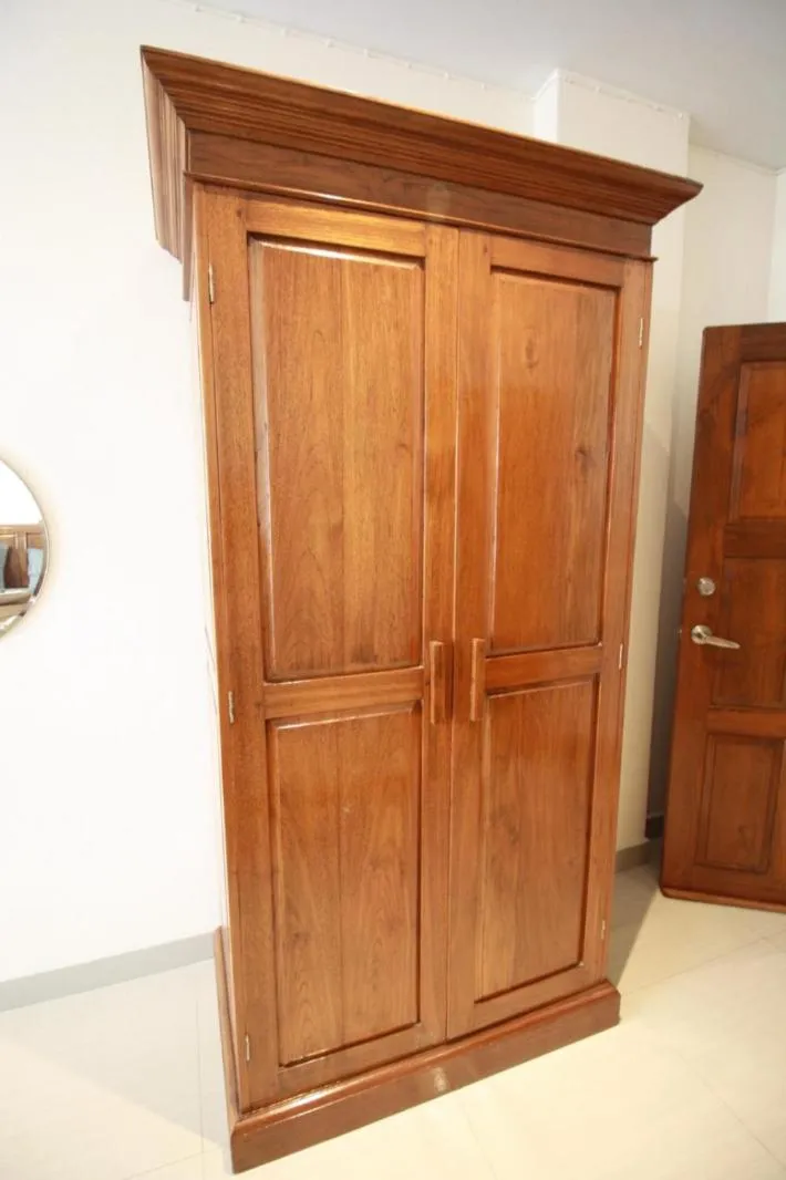 wardrobe in Sorot Darika Jomtien Beach