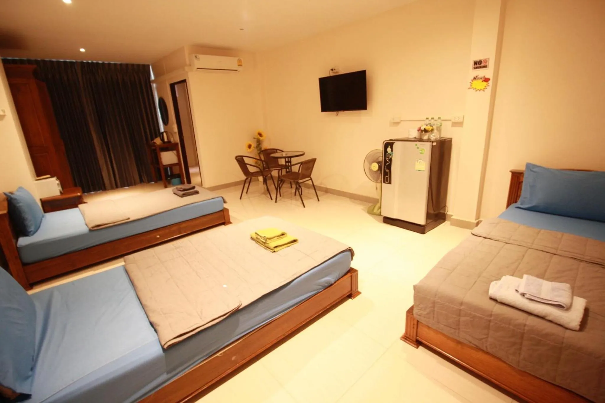 Bedroom, Bed in Sorot Darika Jomtien Beach