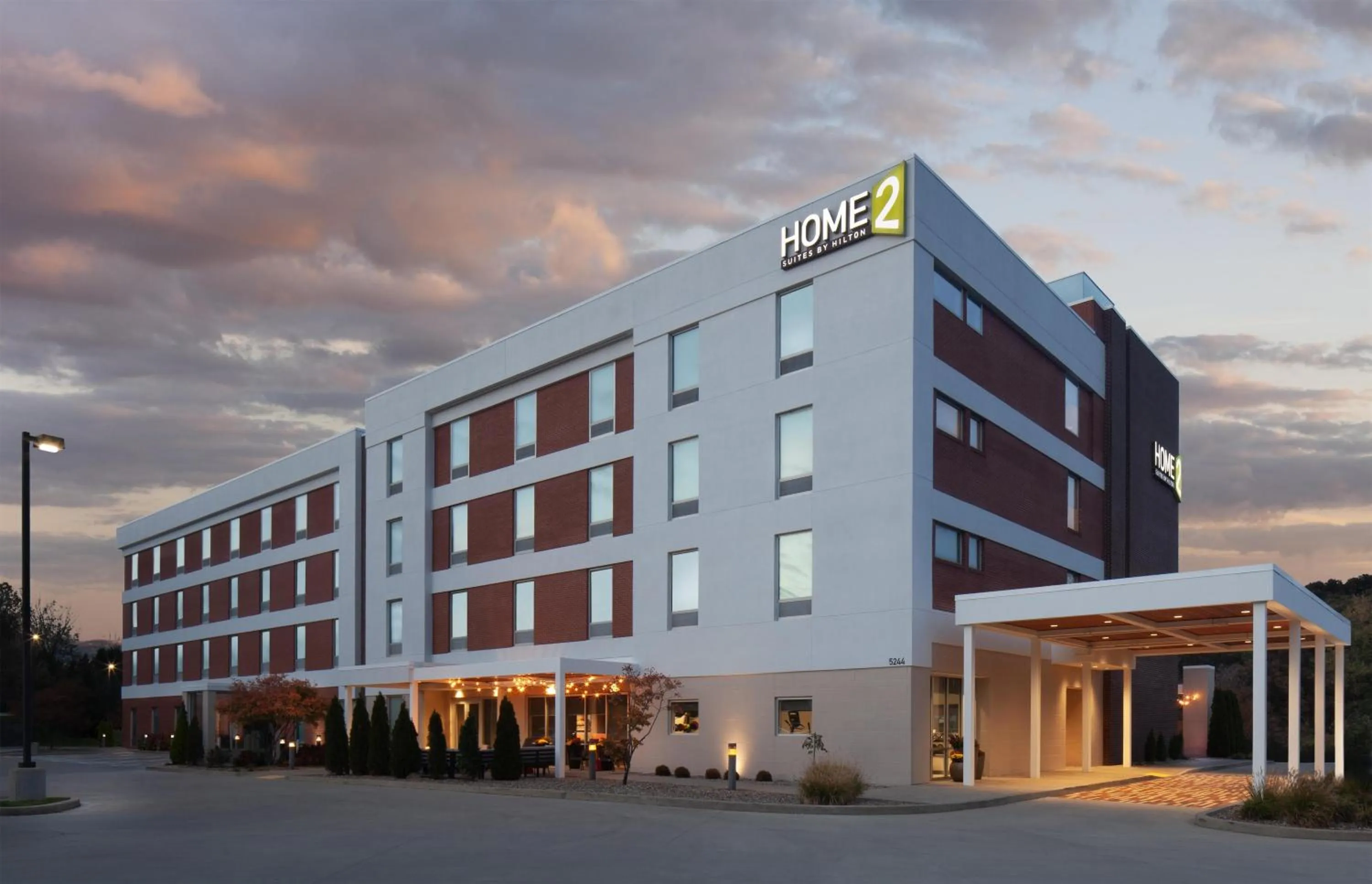 Property building in Home2 Suites by Hilton Canton