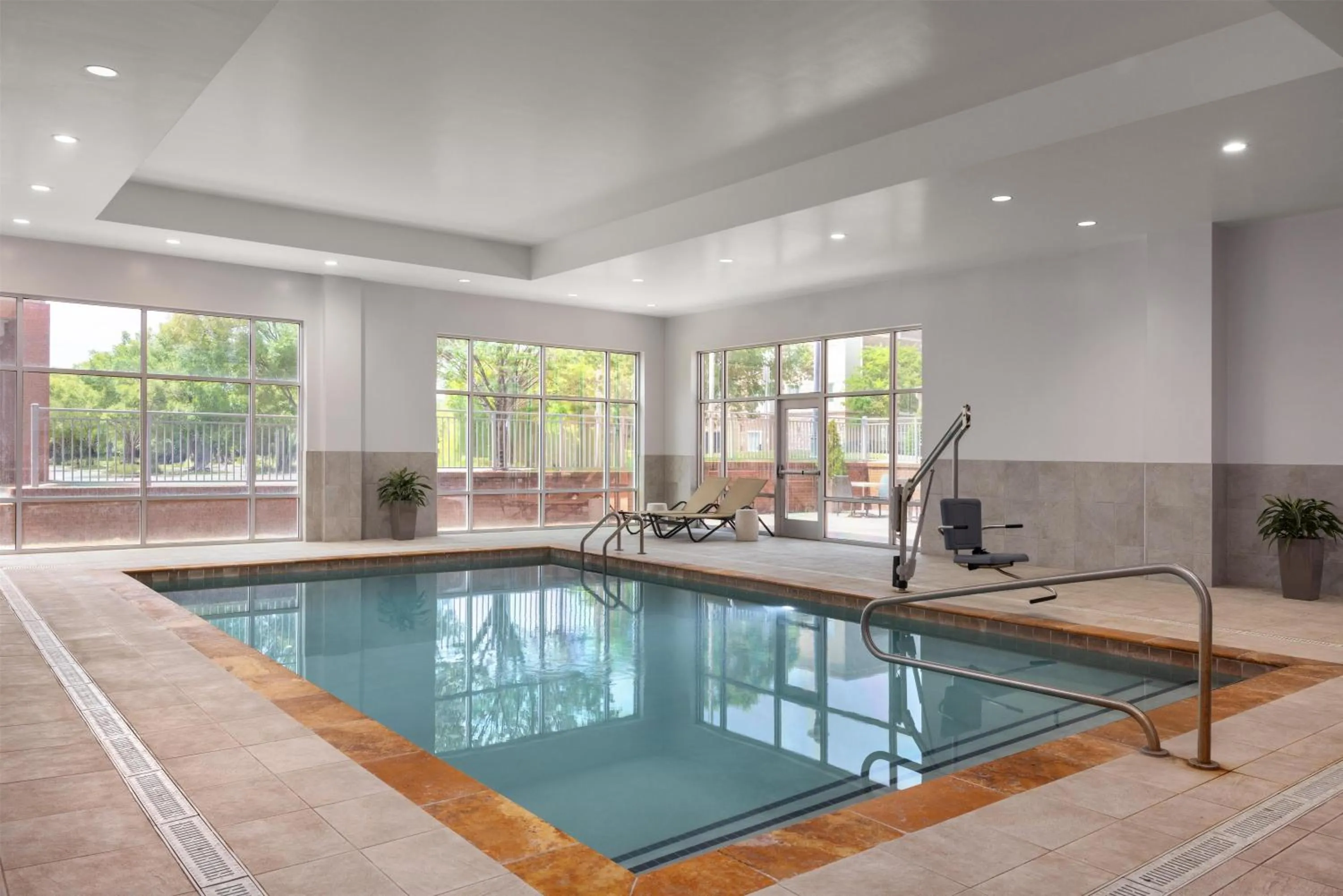 Pool view in Embassy Suites Charlotte/Ayrsley