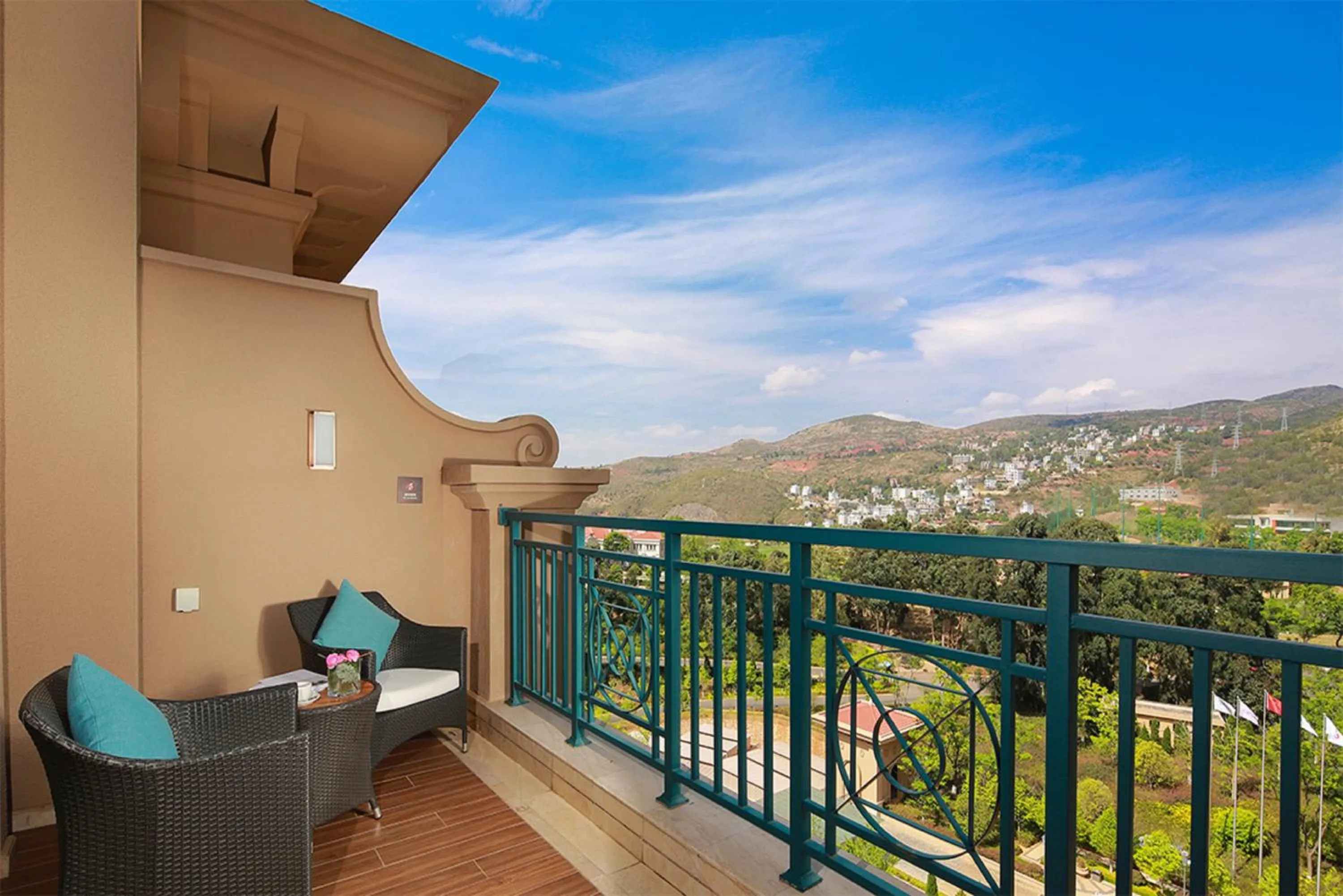 Hilton Yuxi Fuxian Lake