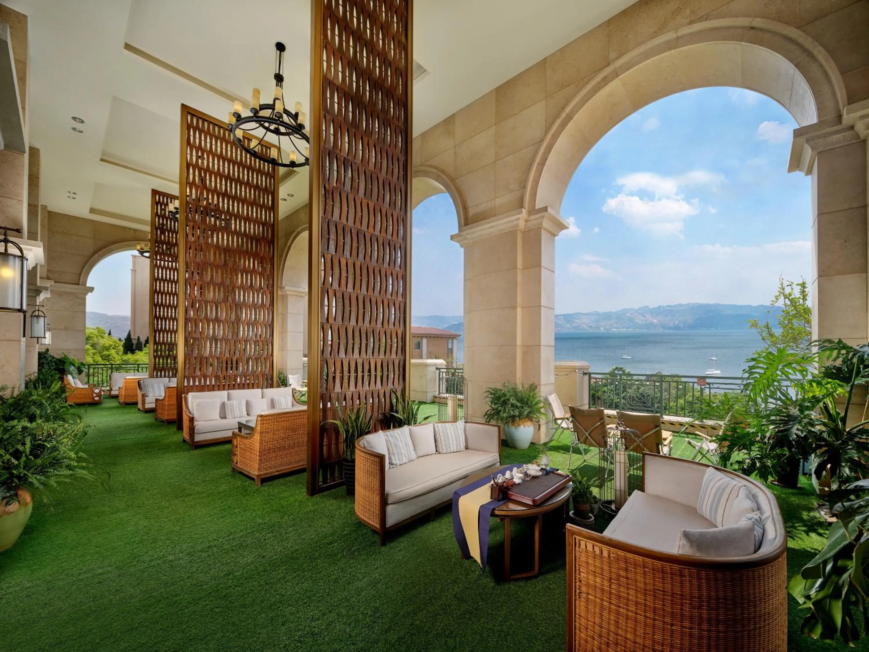 Hilton Yuxi Fuxian Lake