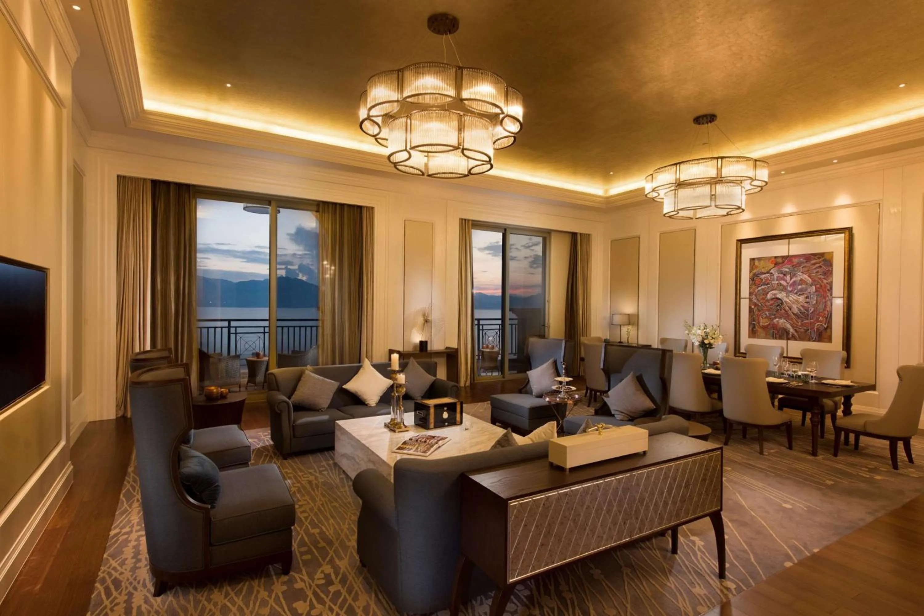 Bedroom in Hilton Yuxi Fuxian Lake