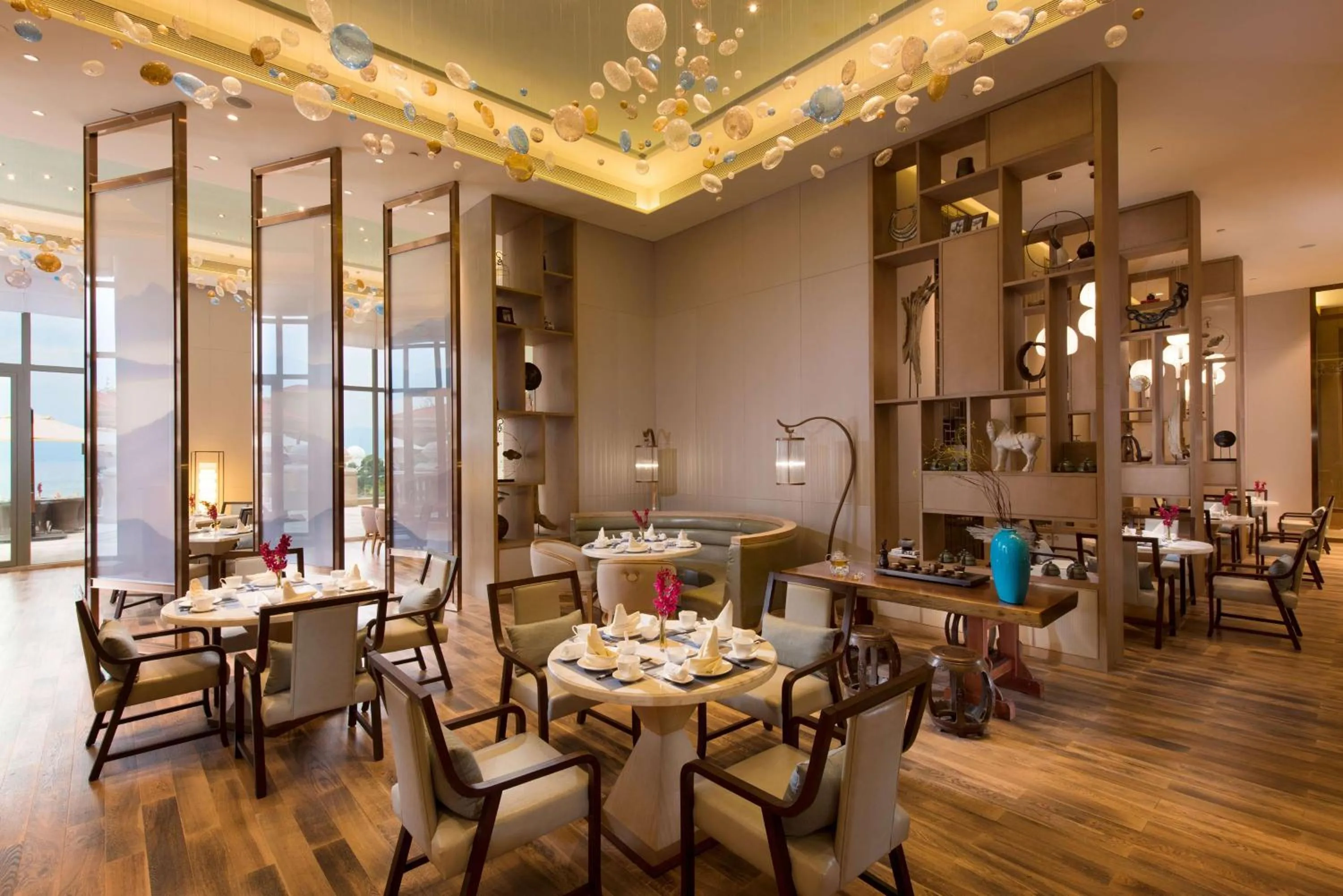 Restaurant/places to eat in Hilton Yuxi Fuxian Lake