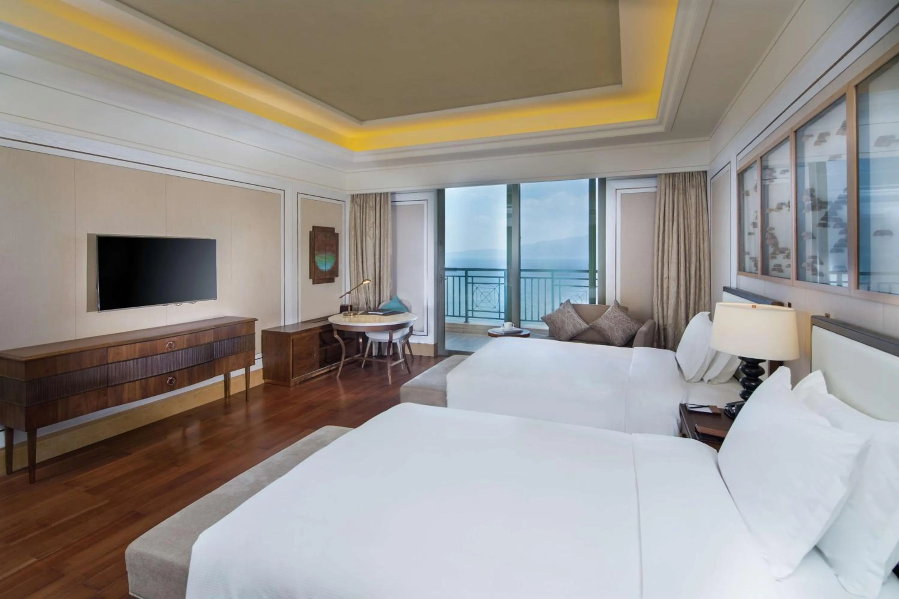 Bedroom, Bed in Hilton Yuxi Fuxian Lake