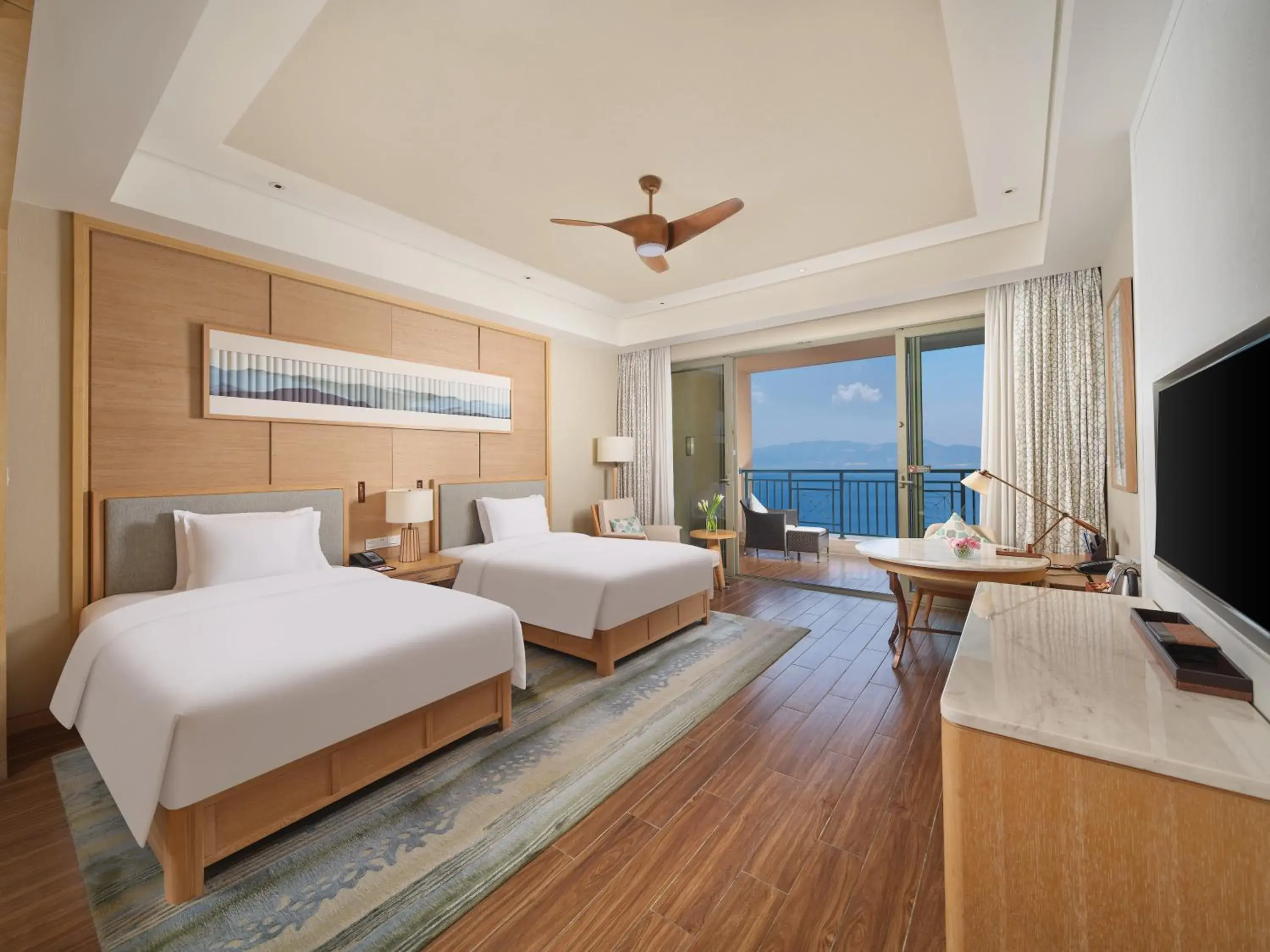 Deluxe Twin Room in Hilton Yuxi Fuxian Lake Deluxe Twin Room in Hilton Yuxi Fuxian Lake