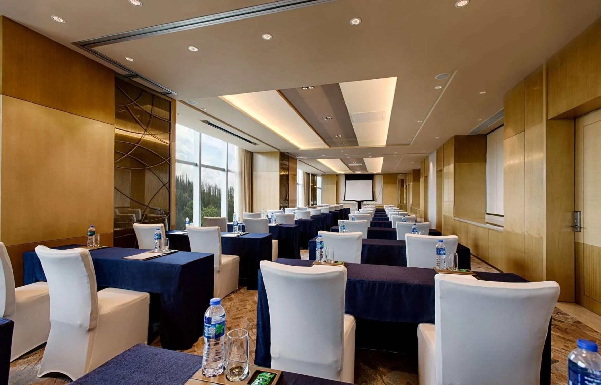 Meeting/conference room in DoubleTree by Hilton Hotel Xiamen - Wuyuan Bay