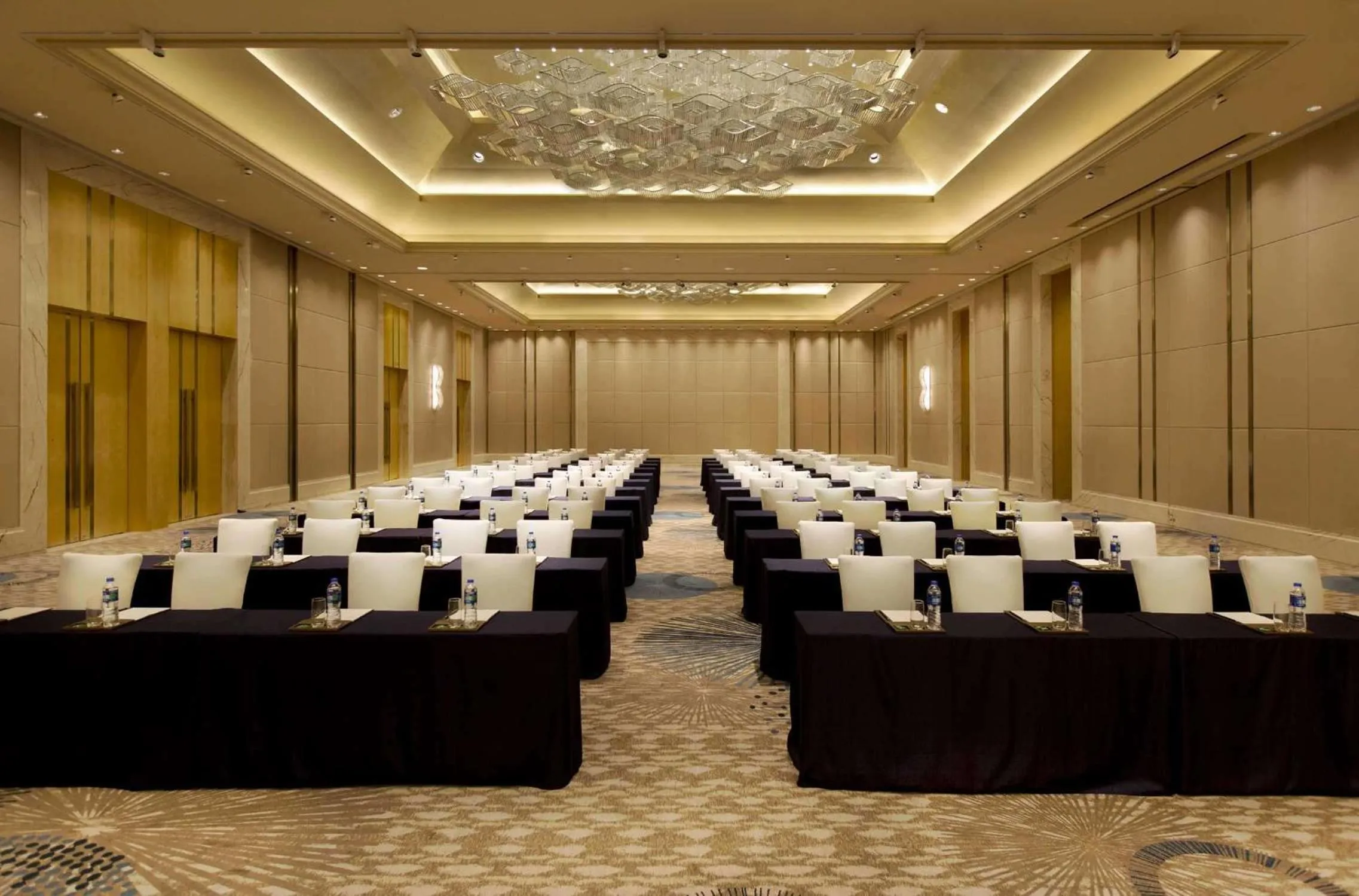 Meeting/conference room in DoubleTree by Hilton Hotel Xiamen - Wuyuan Bay