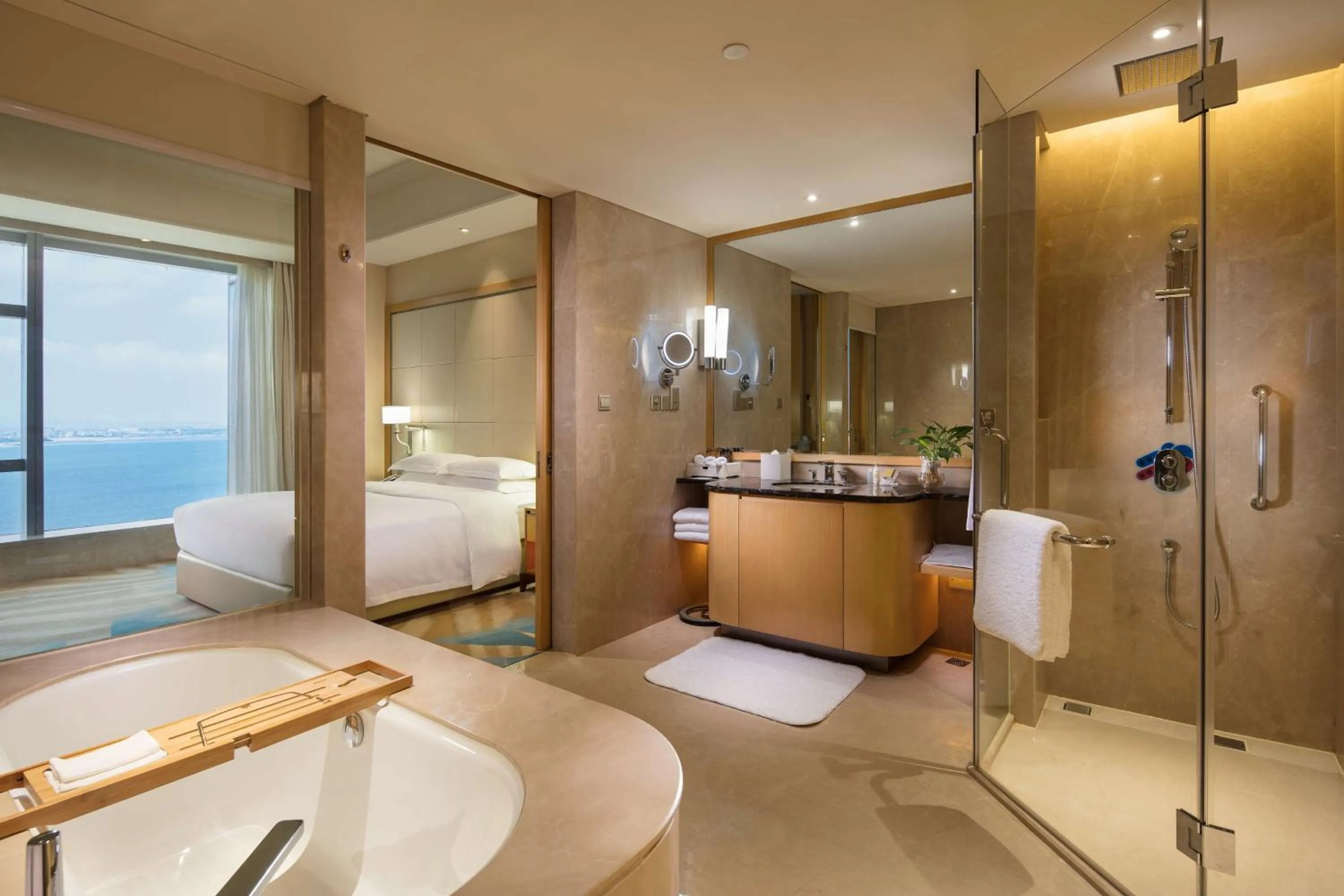 Bathroom in DoubleTree by Hilton Hotel Xiamen - Wuyuan Bay