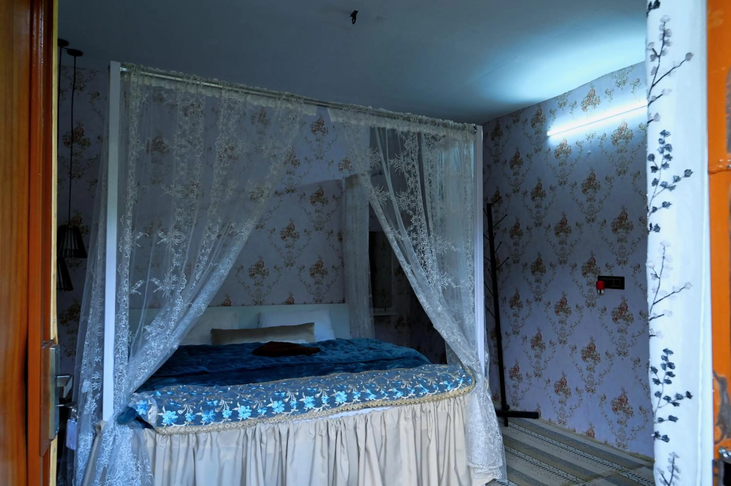 Bed in The Rare Ones, Bhalugaad Resort and game Zone