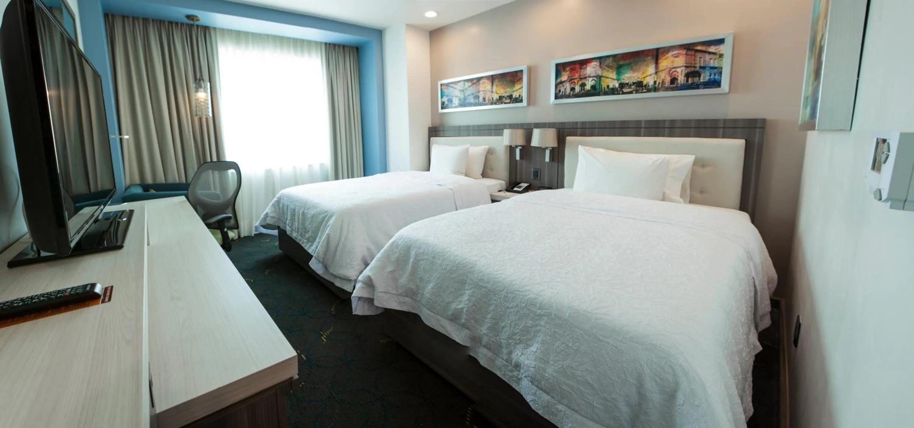 Bed in Hampton Inn & Suites by Hilton Aguascalientes Aeropuerto