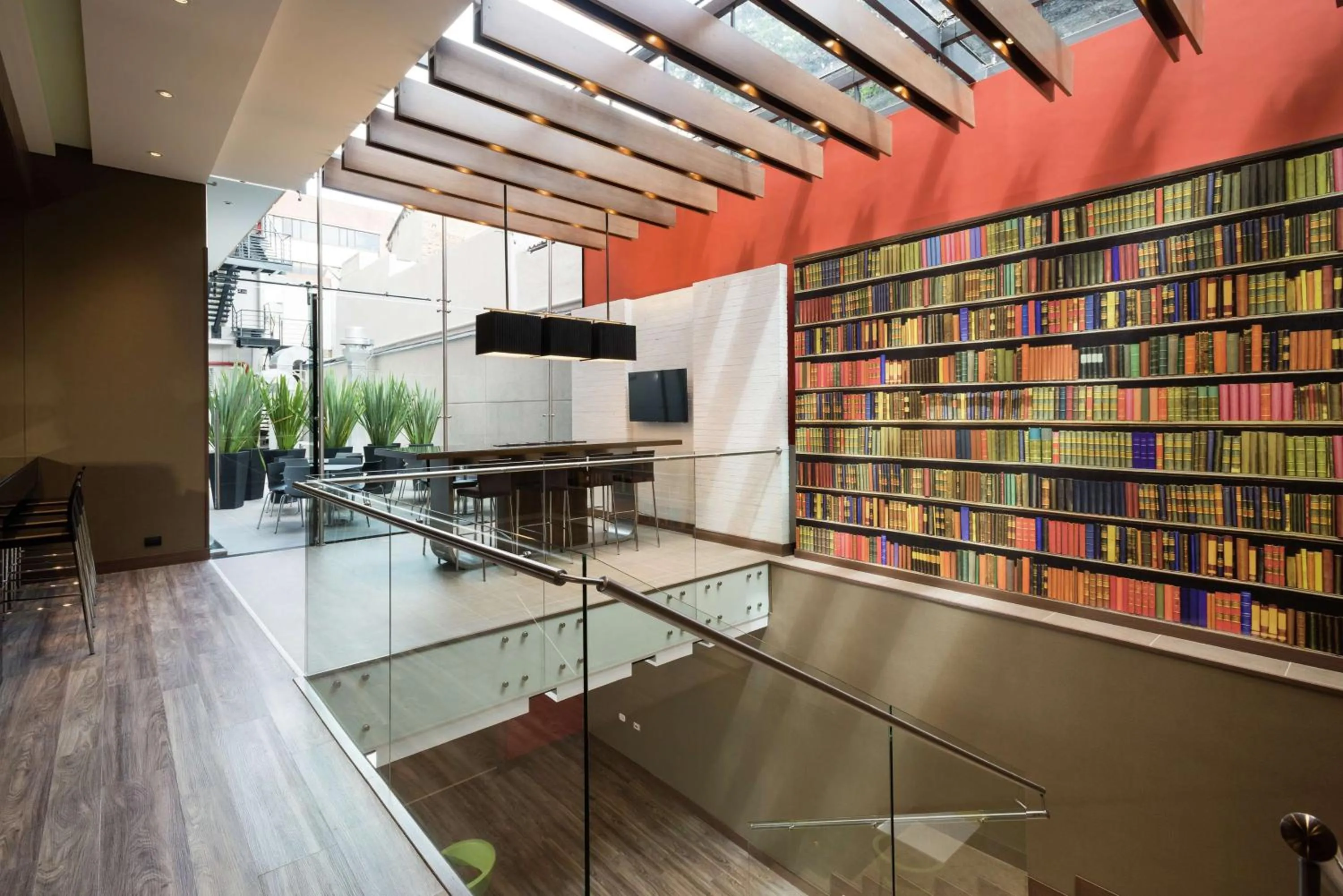 Lobby or reception in Hampton by Hilton Bogota Usaquen