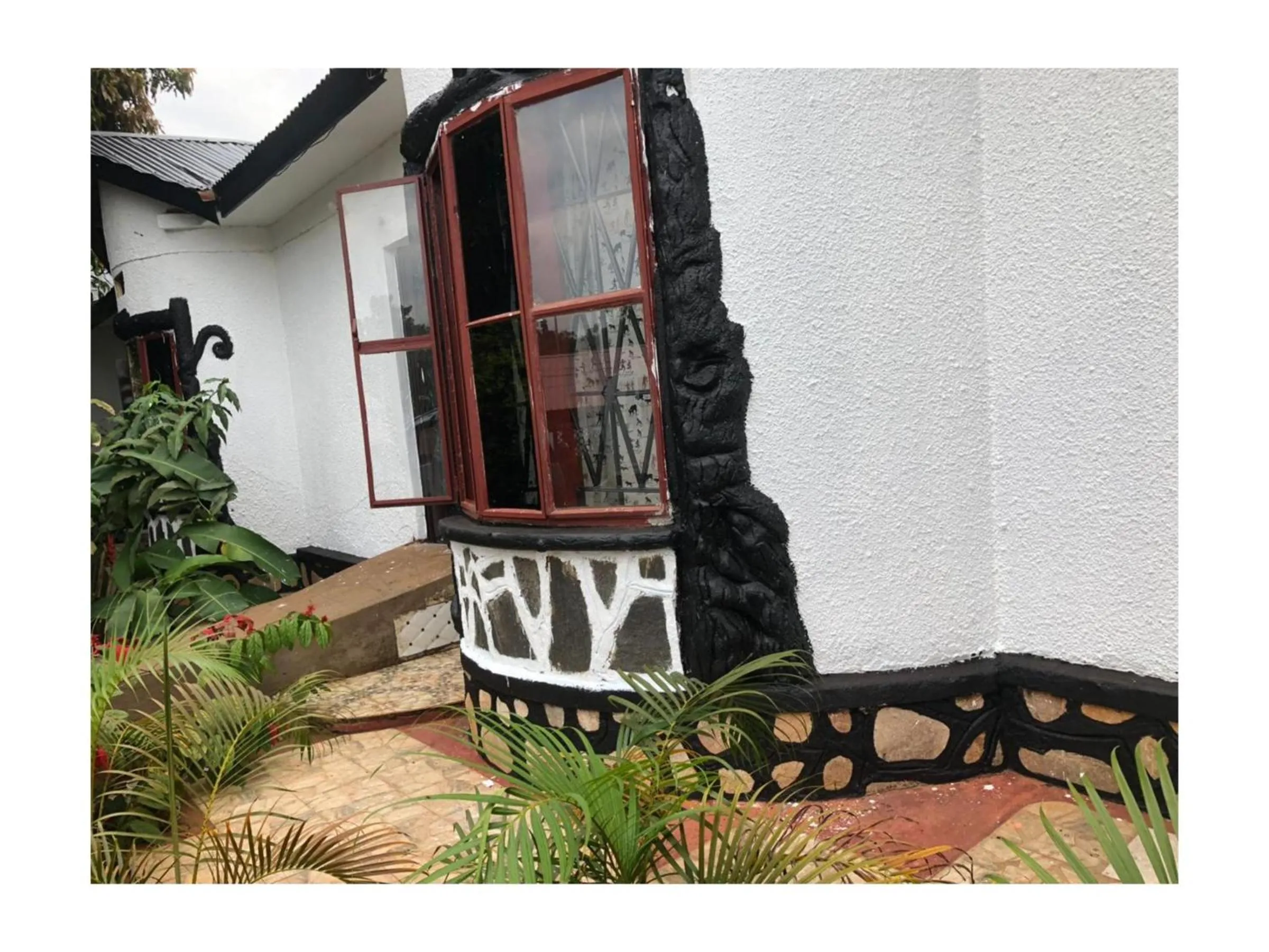 Property building in Gorilla African Guest House