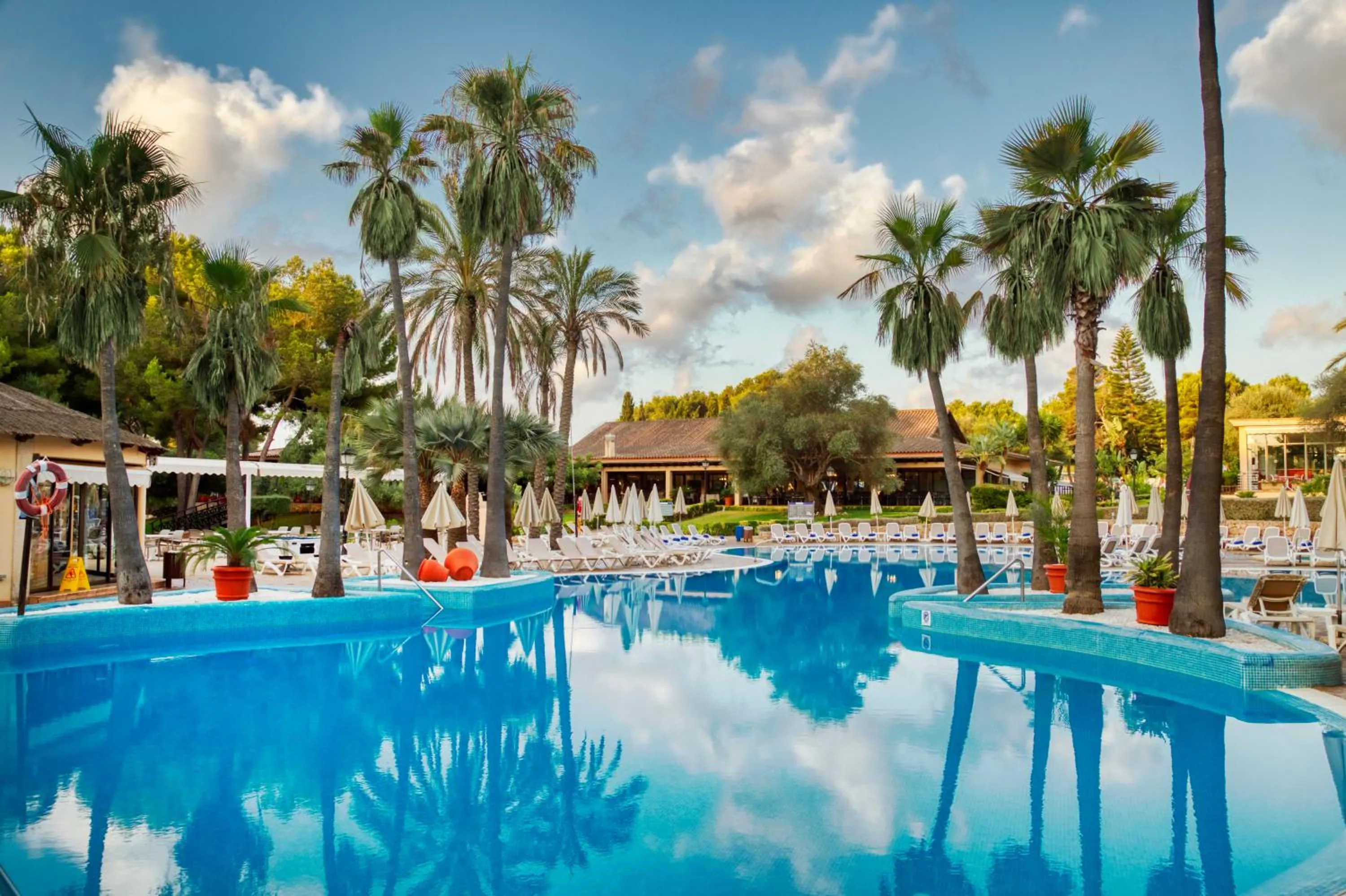 Swimming pool in Vell Mari Hotel & Resort