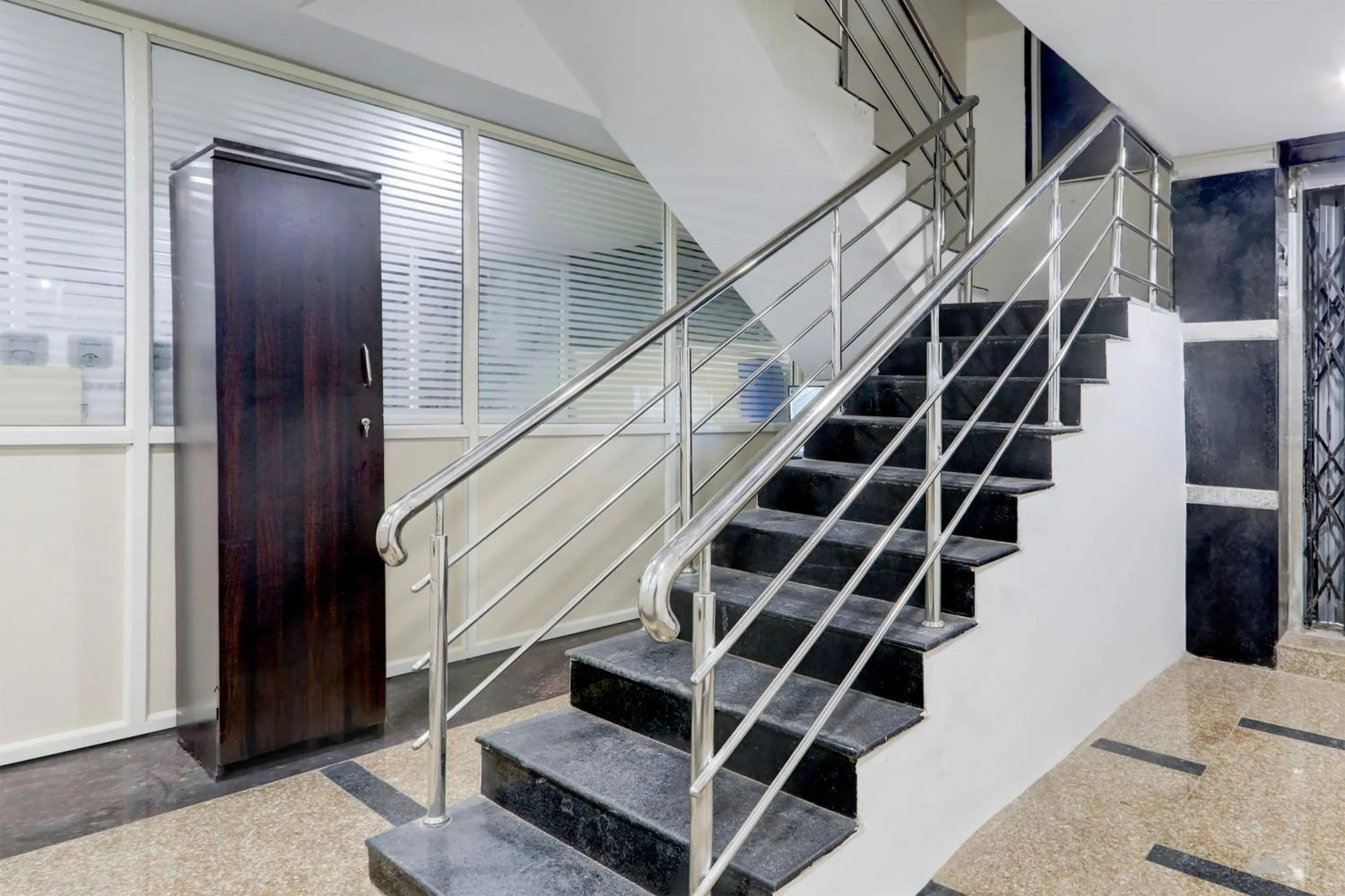 Lobby or reception in Super Collection O Madhapur Near Cyber Tower