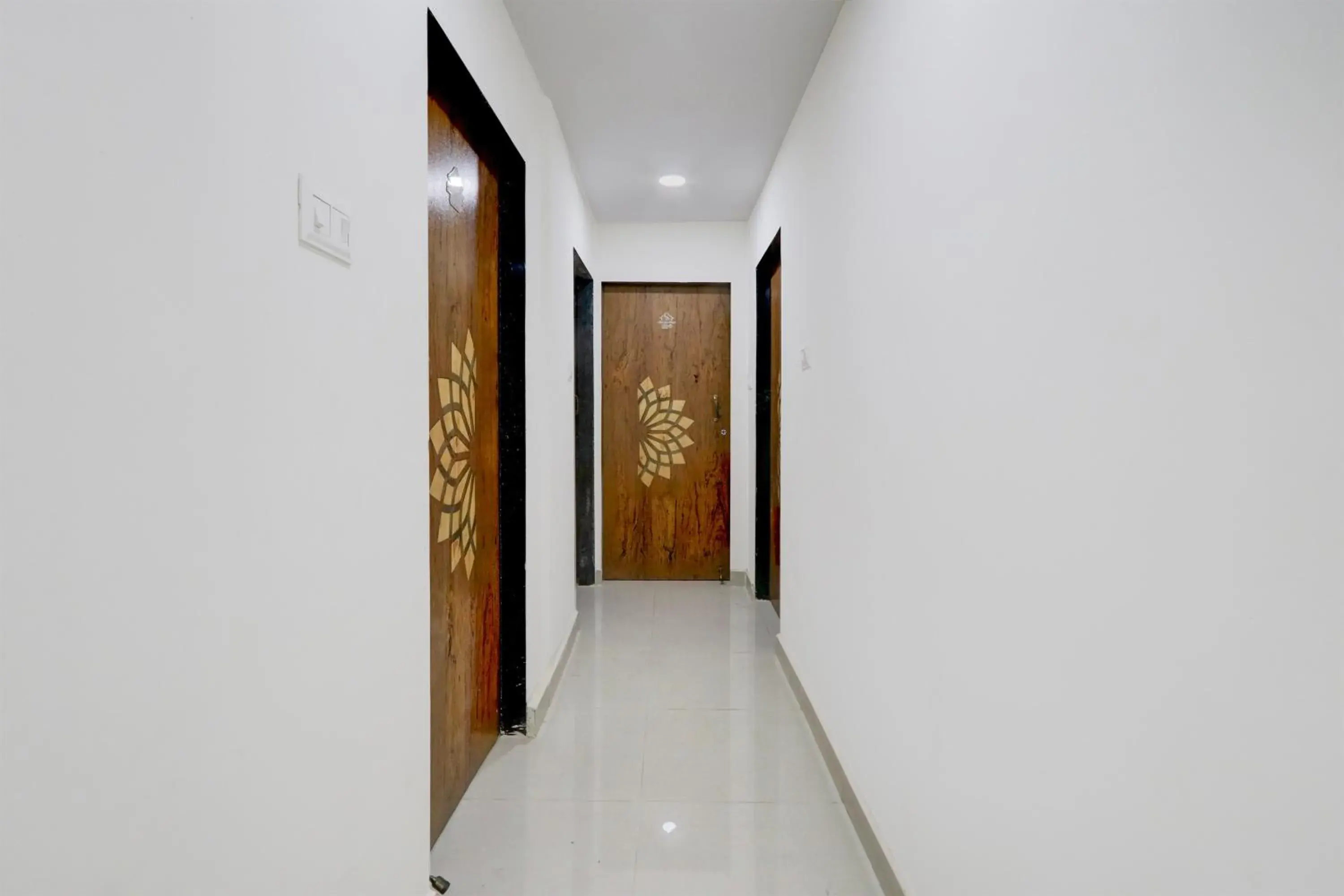 Super Collection O Madhapur Near Cyber Tower Super Collection O Madhapur Near Cyber Tower