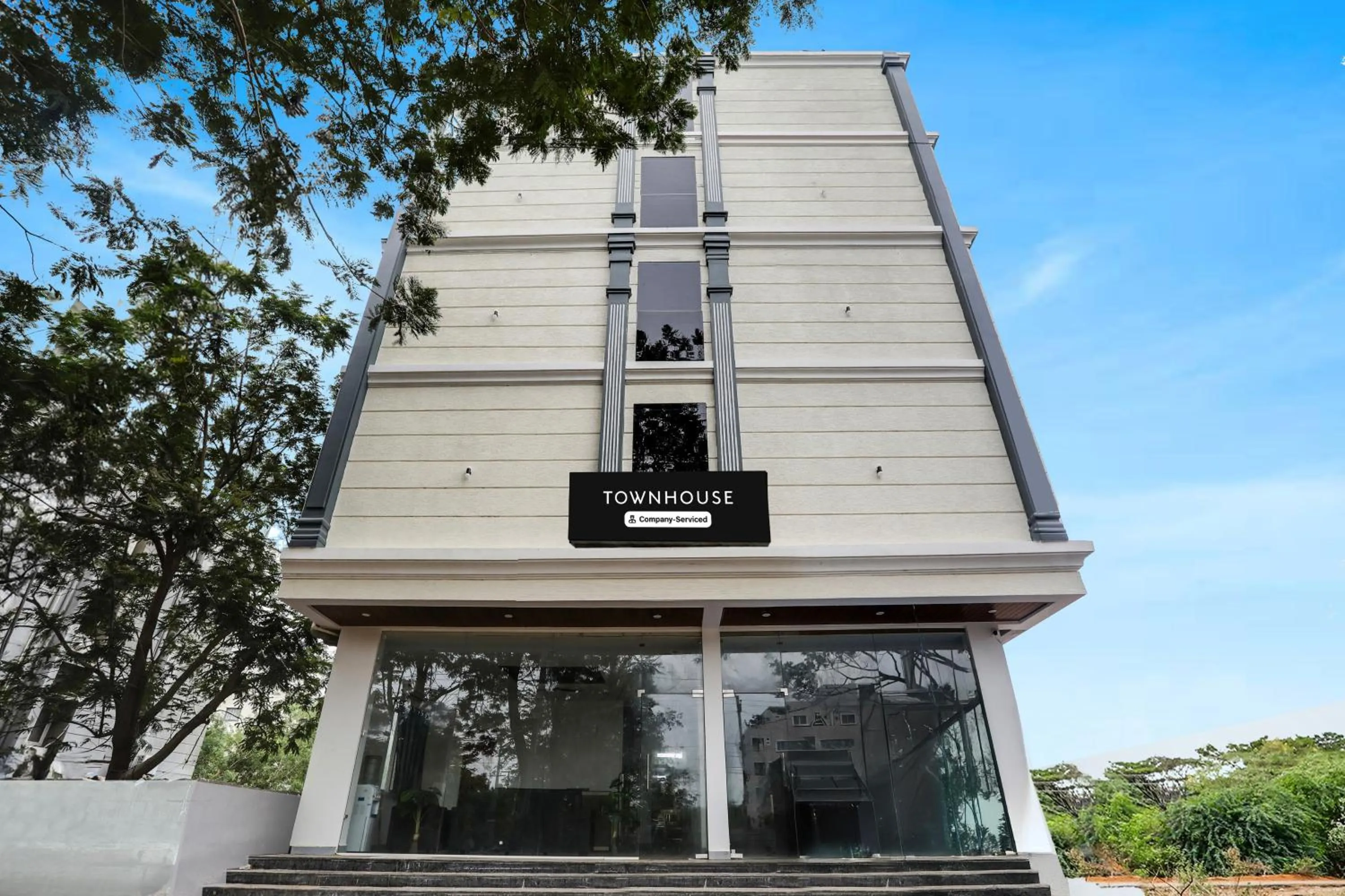 Facade/entrance in Super Townhouse Shamshabad Near Airport